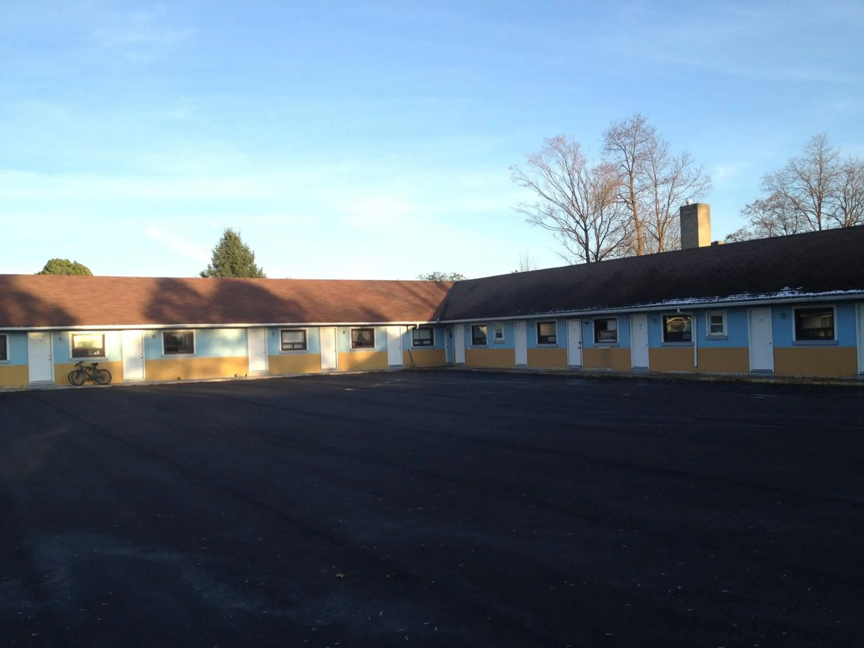 Property Building in American Plaza Motel