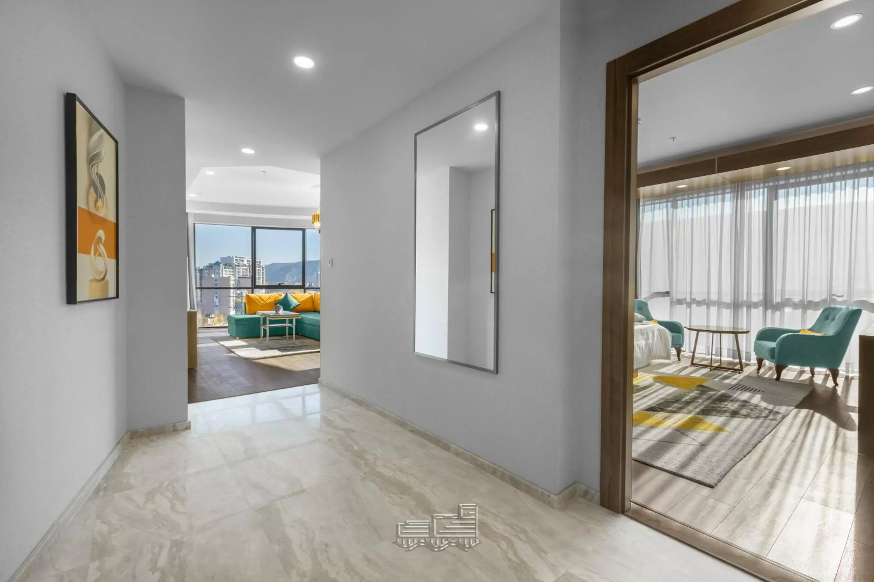 Living room in Royal Tulip Hotel & Casino, Tbilisi Living room in Royal Tulip Hotel & Casino, Tbilisi