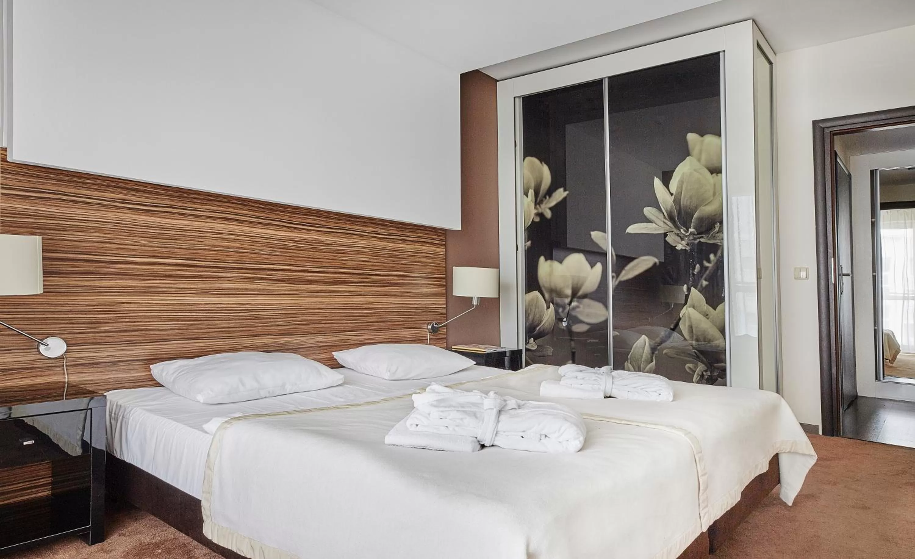 Bed in Hotel Diva SPA