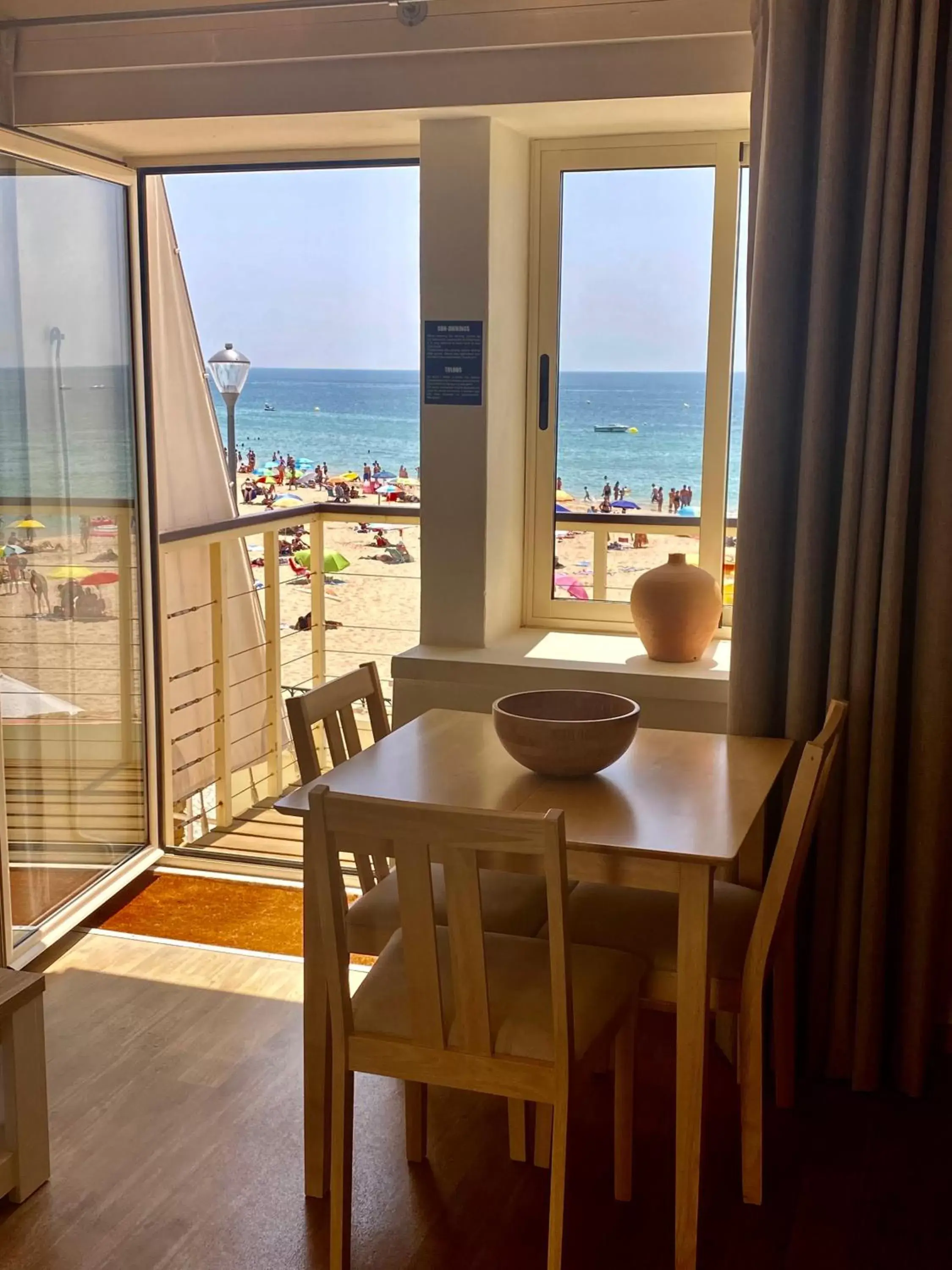 View (from property/room), Dining Area in Luz Beach Apartments