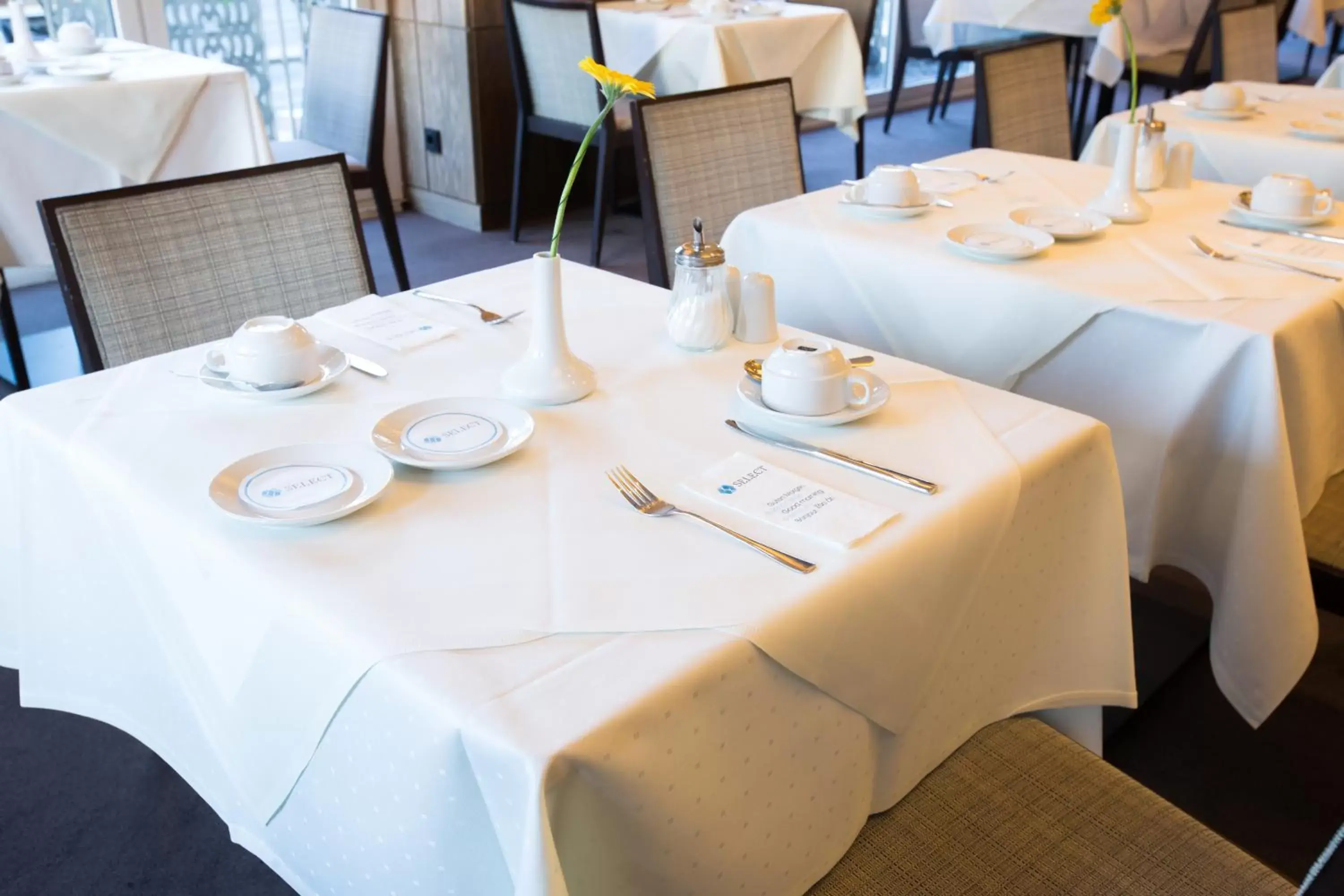 Restaurant/Places to Eat in Select Hotel Handelshof Essen