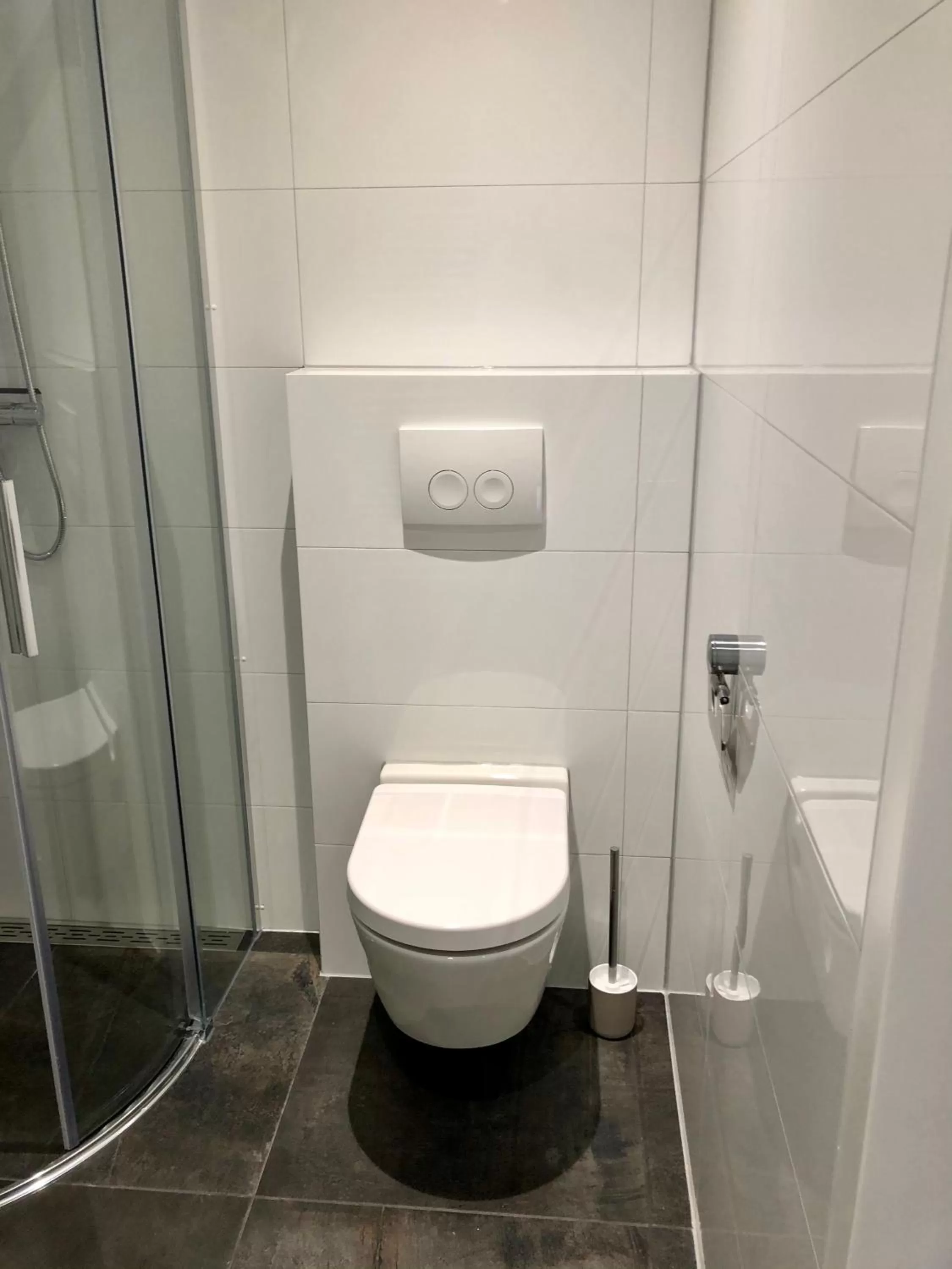 Toilet in BnB Bruxelles - Studios & Apartments
