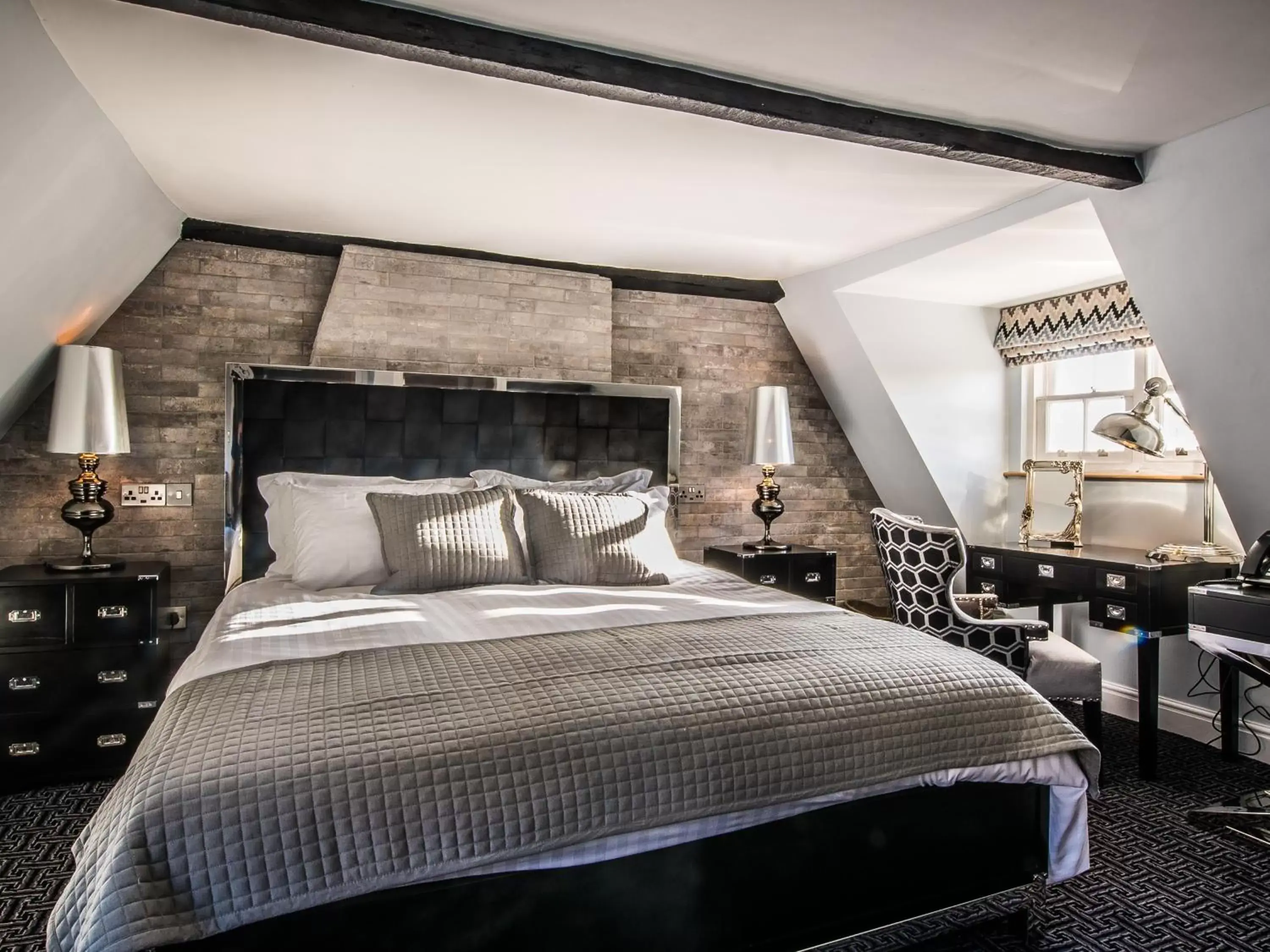 Bedroom in The Royal Standard