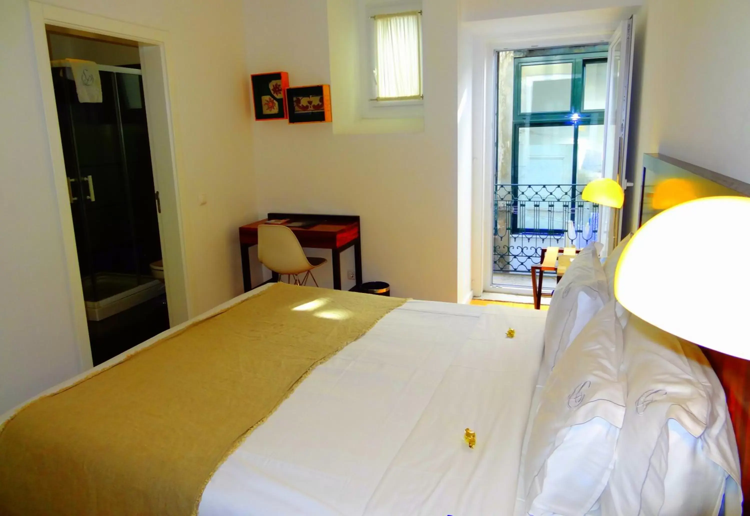 Double Room with Interior View in Lisboa Prata Boutique Hotel