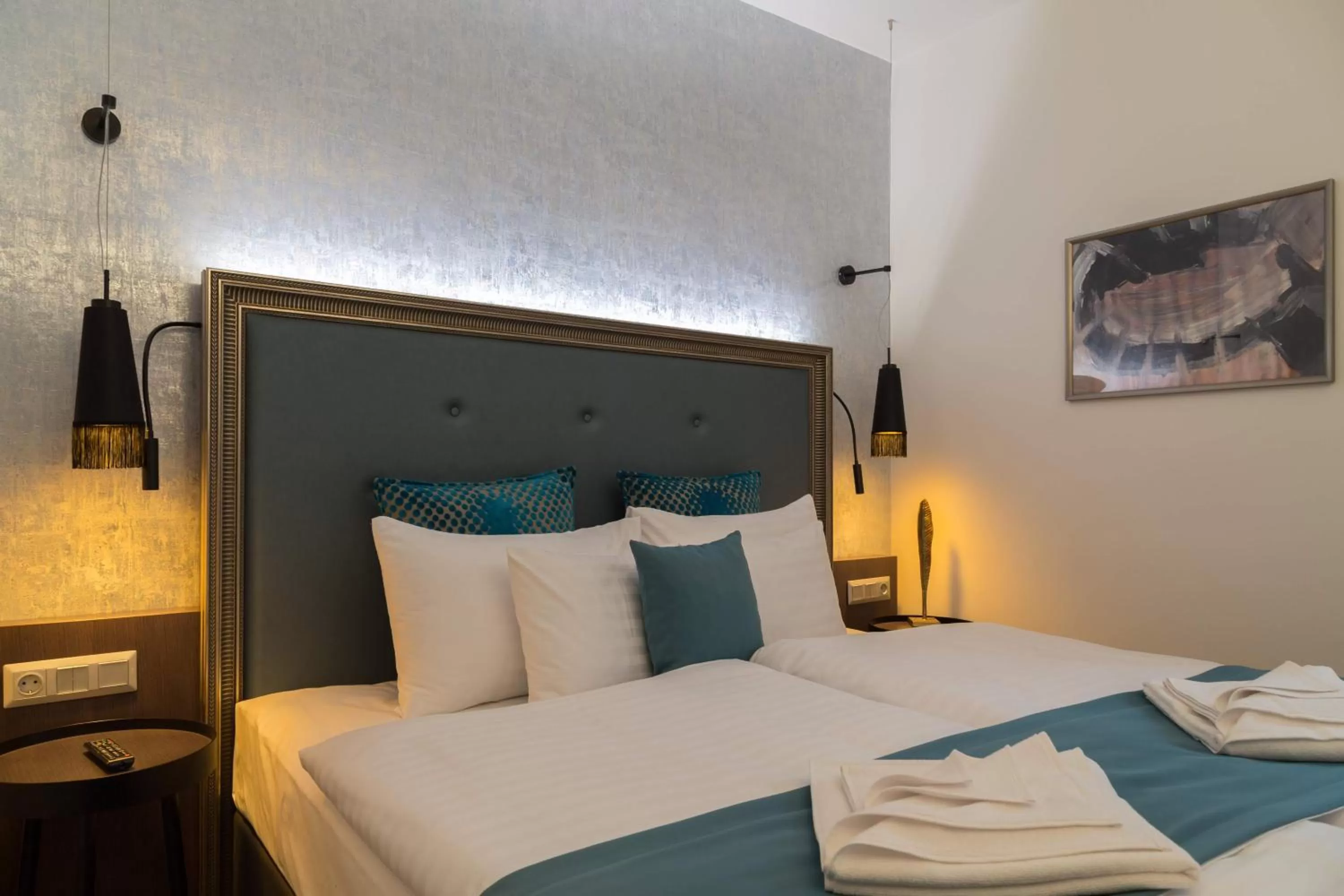 Bed in Hotel Memories Budapest