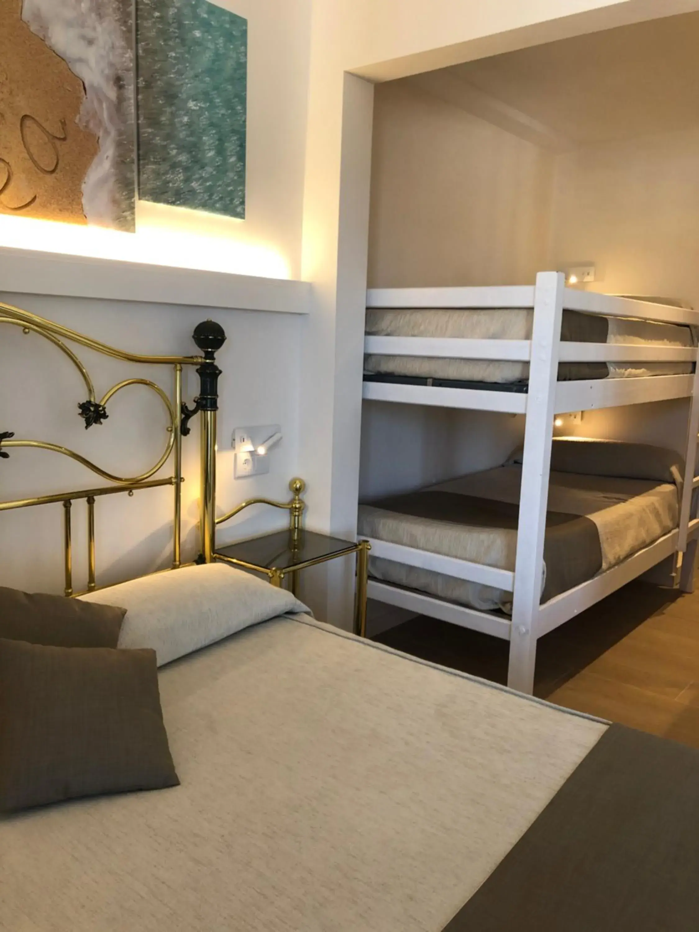 Bunk Bed in Hotel Claramar