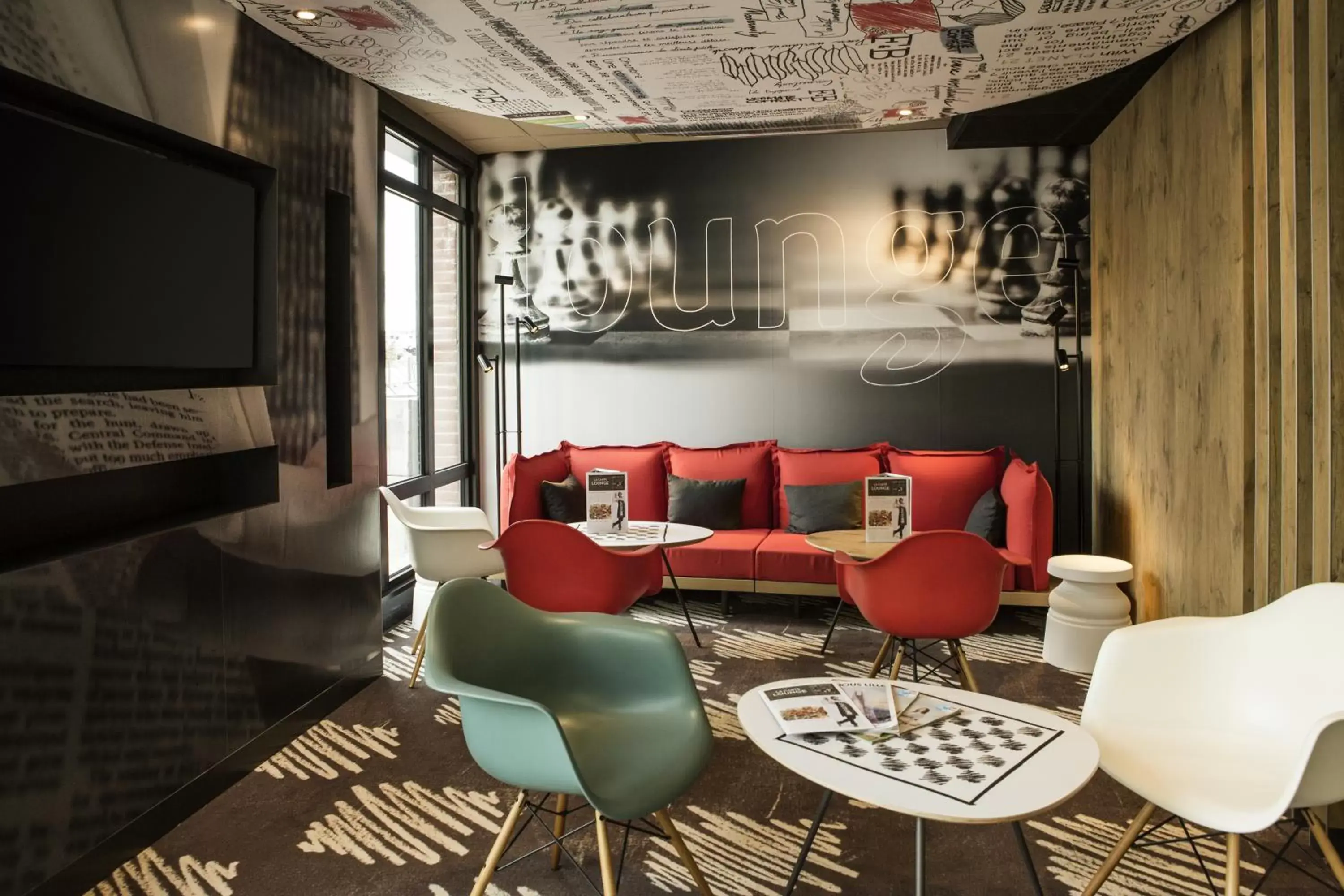 Location, Seating Area in Hotel Ibis Milano Ca' Granda