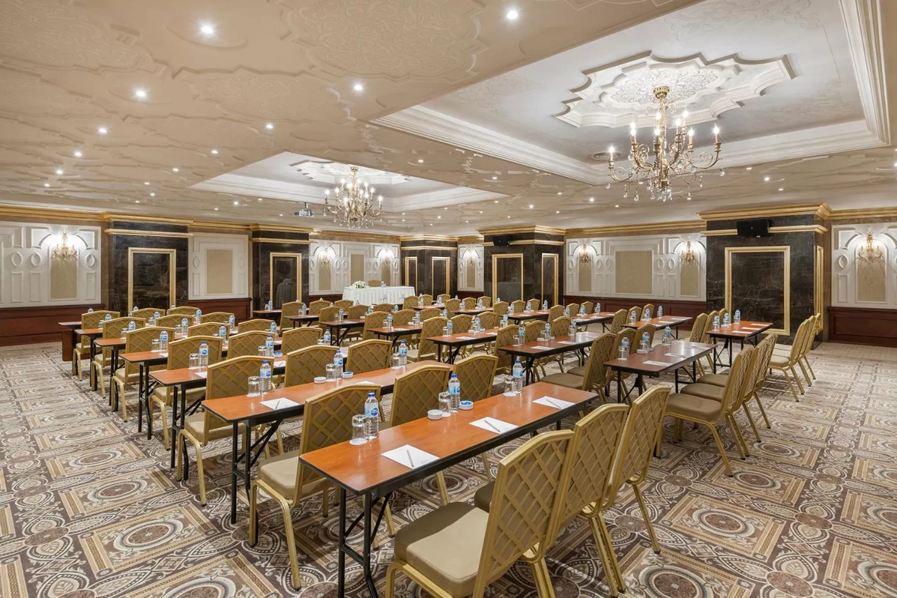 Business facilities in Elite World Istanbul Taksim