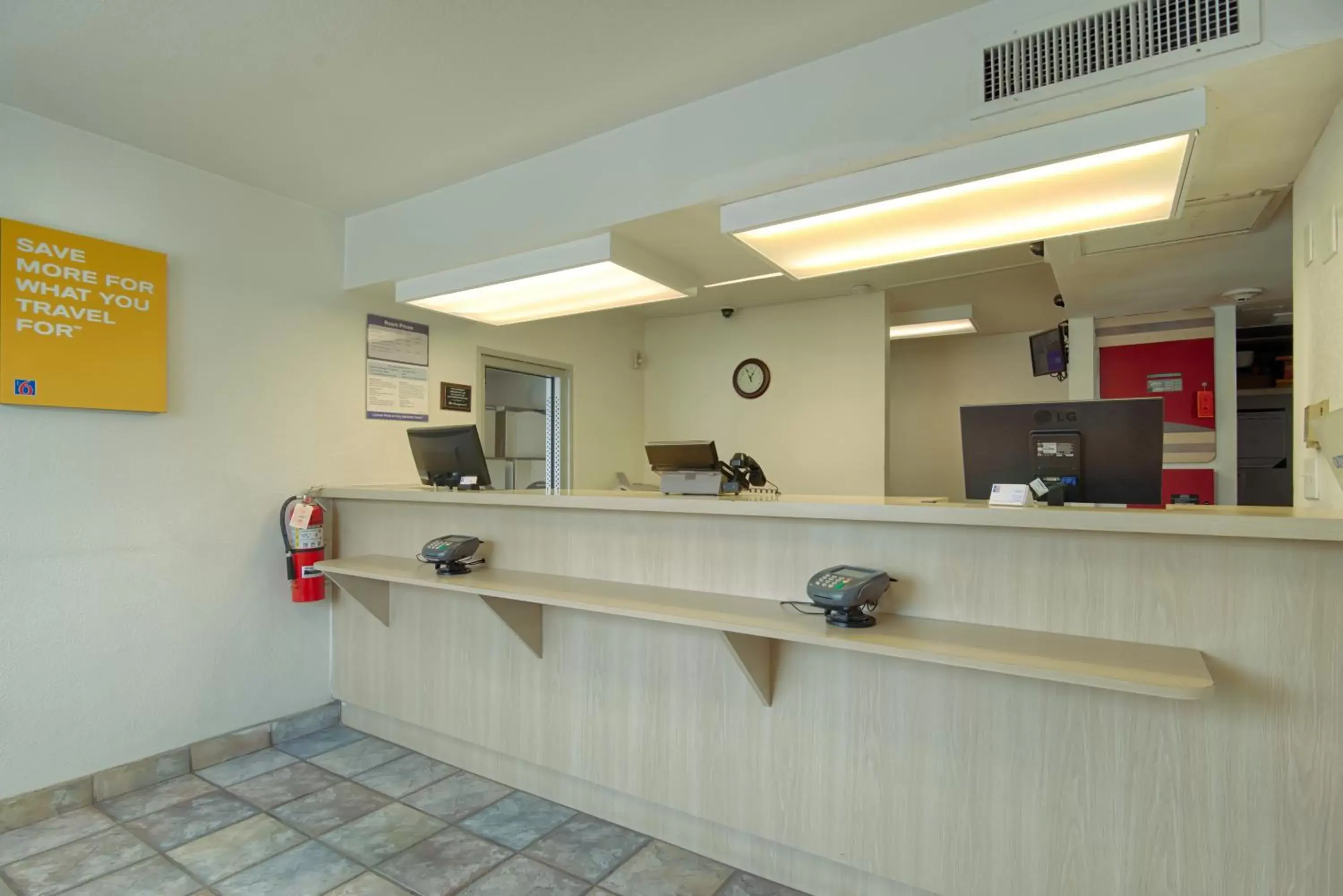 Lobby or reception, Lobby/Reception in Motel 6-Winnemucca, NV