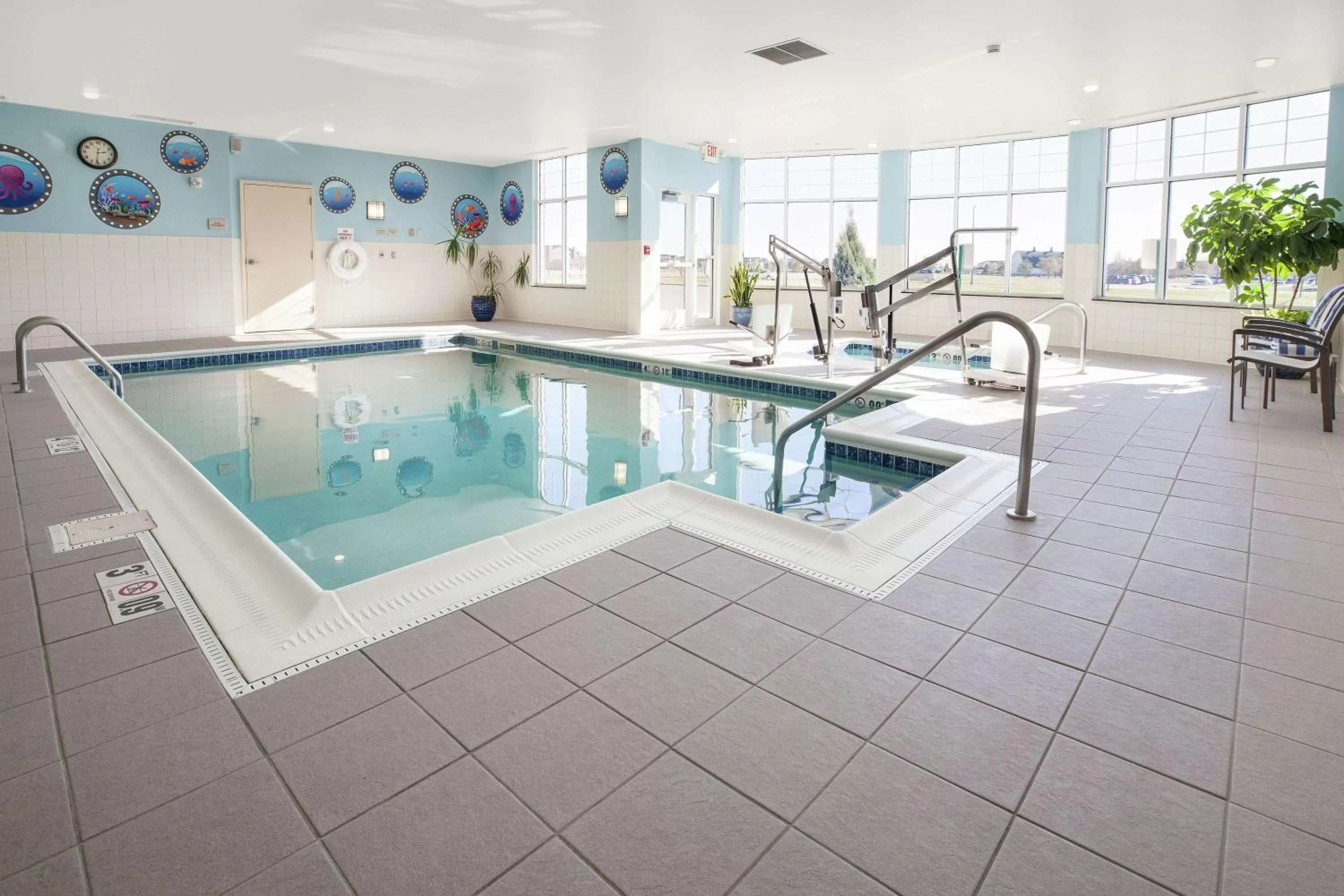 Hot Tub in Hilton Garden Inn Fargo