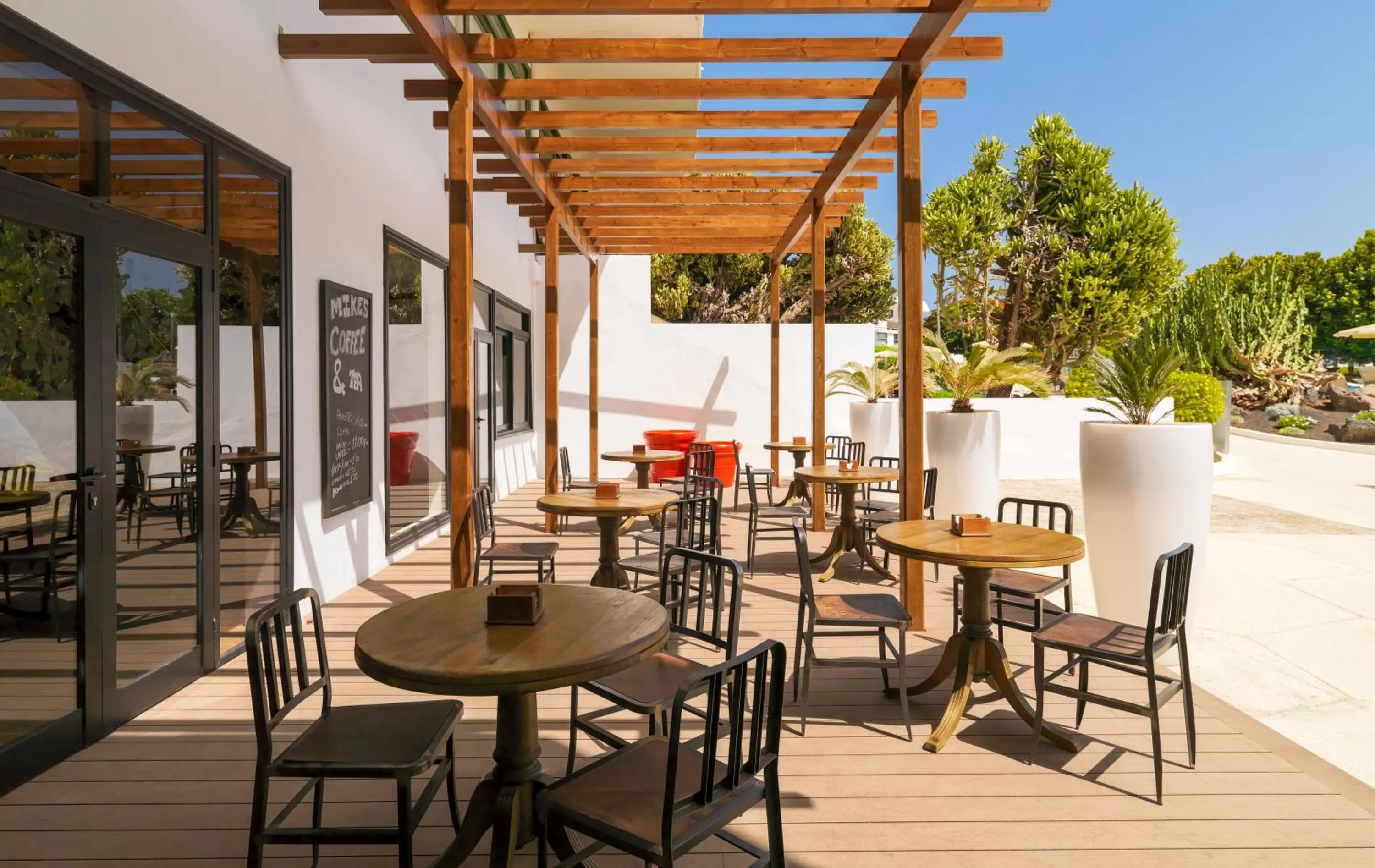 Balcony/Terrace in H10 Lanzarote Princess