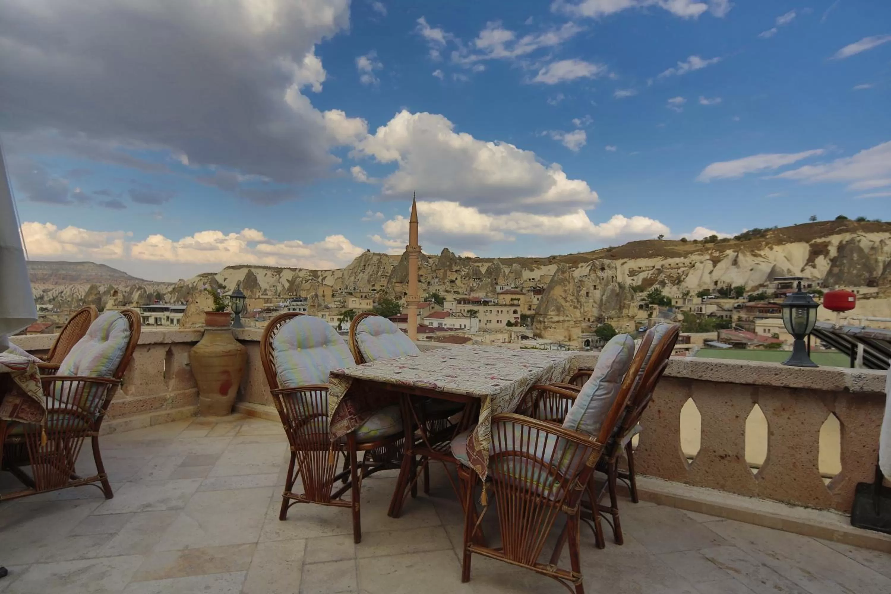 Mountain view in Kookaburra Hotel