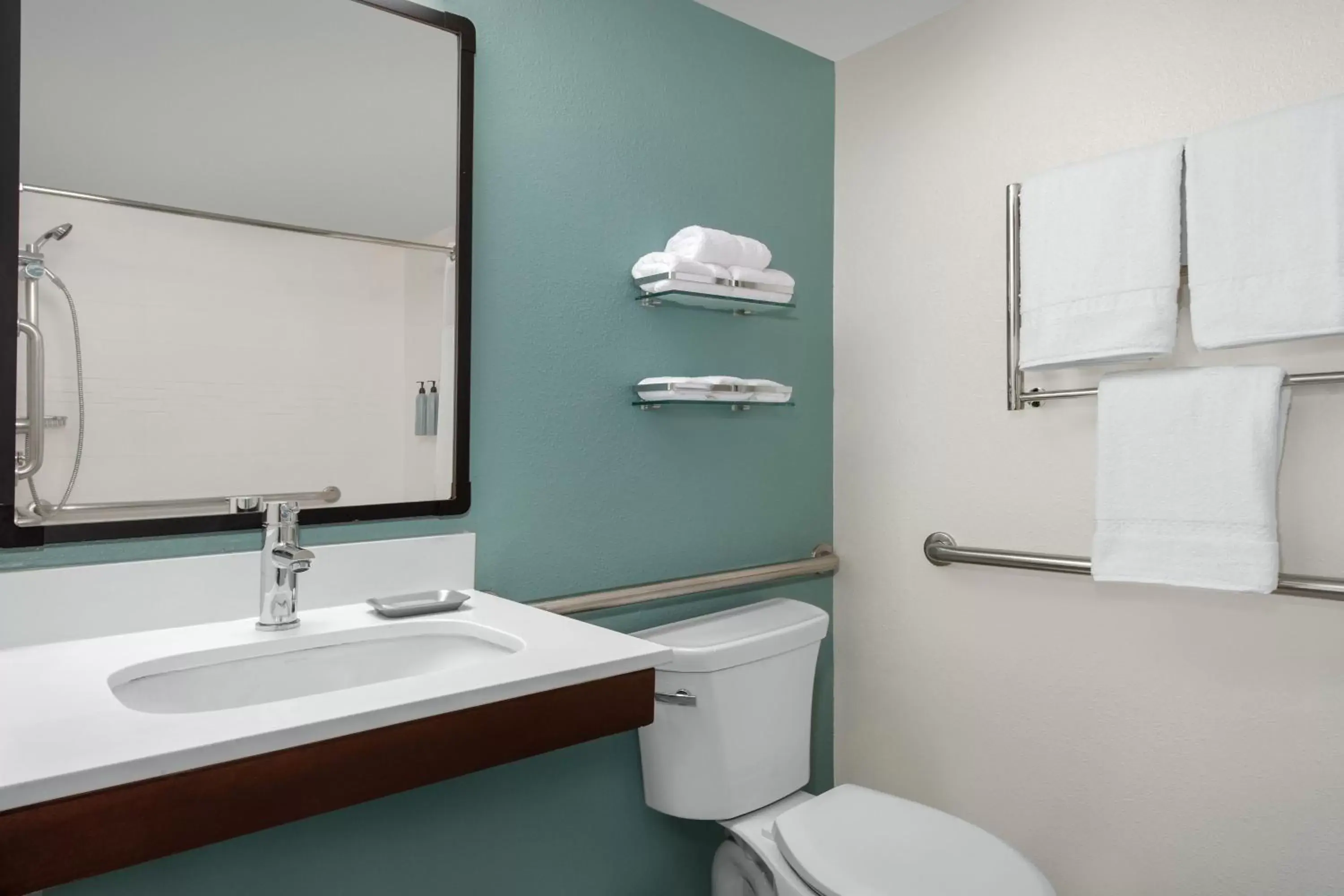 Photo of the whole room, Bathroom in Residence Inn by Marriott Washington - DC/Foggy Bottom