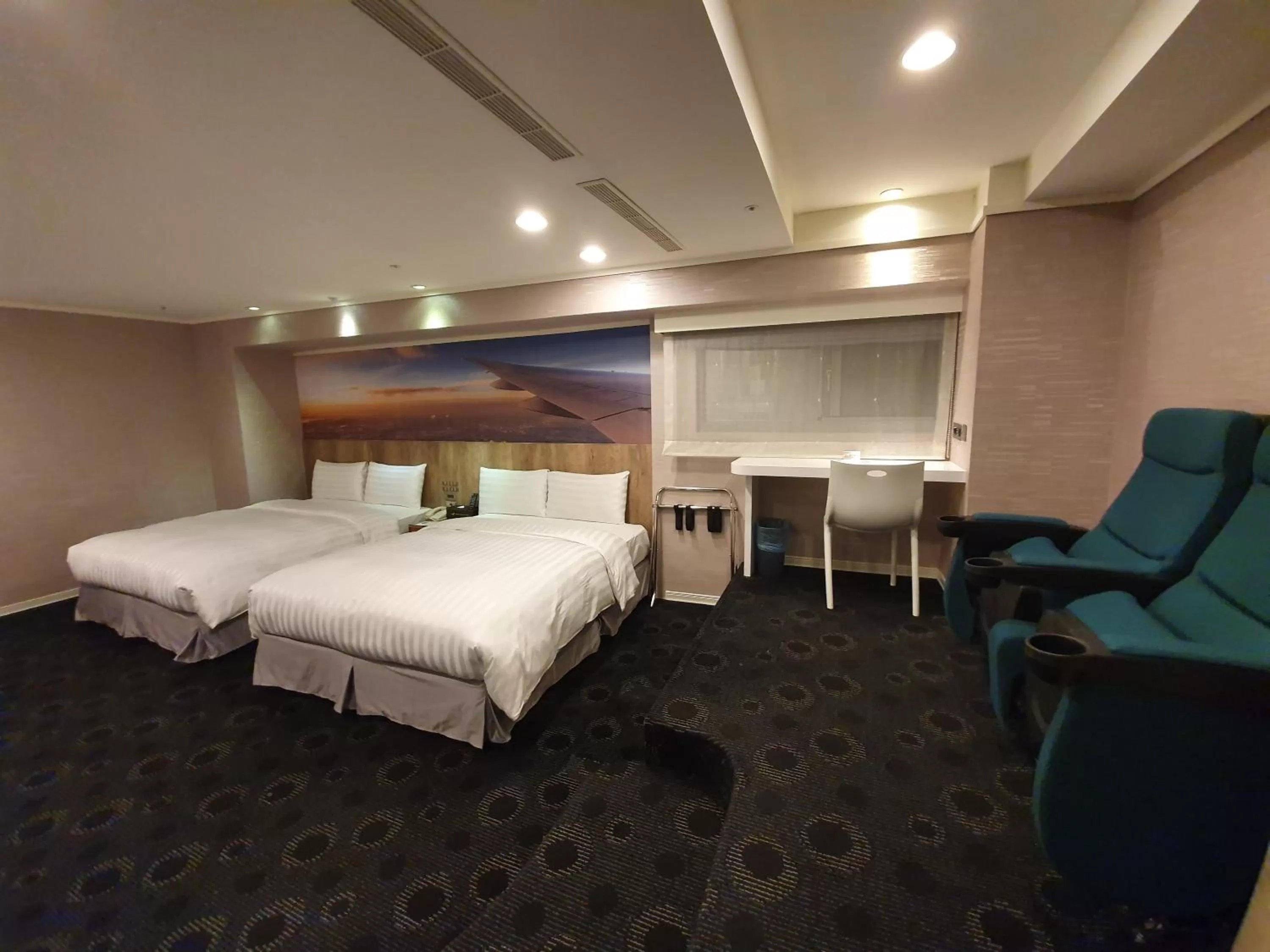On site, Bed in Ximen Airline Hotel