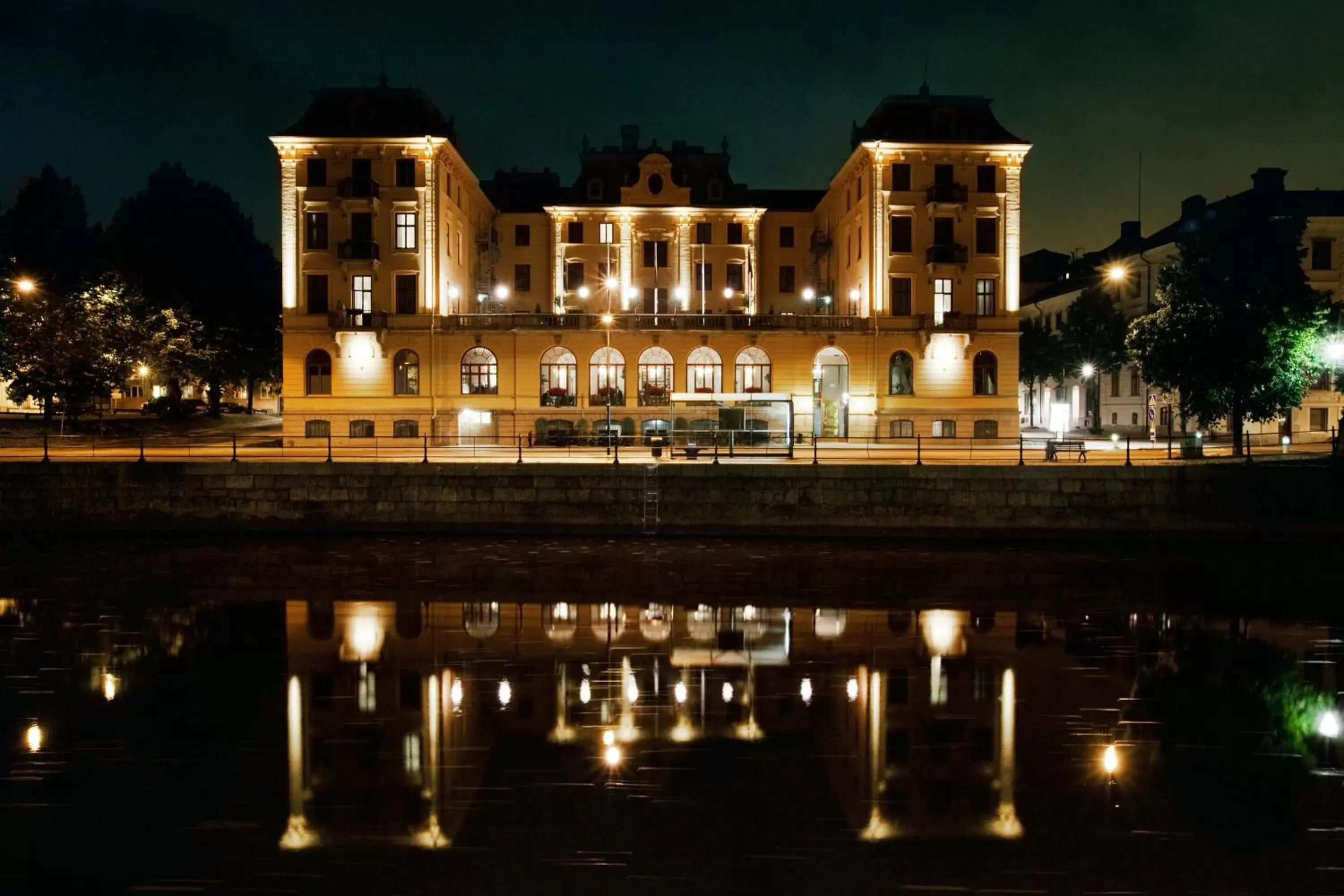 Facade/entrance, Property Building in Elite Grand Hotel Gävle