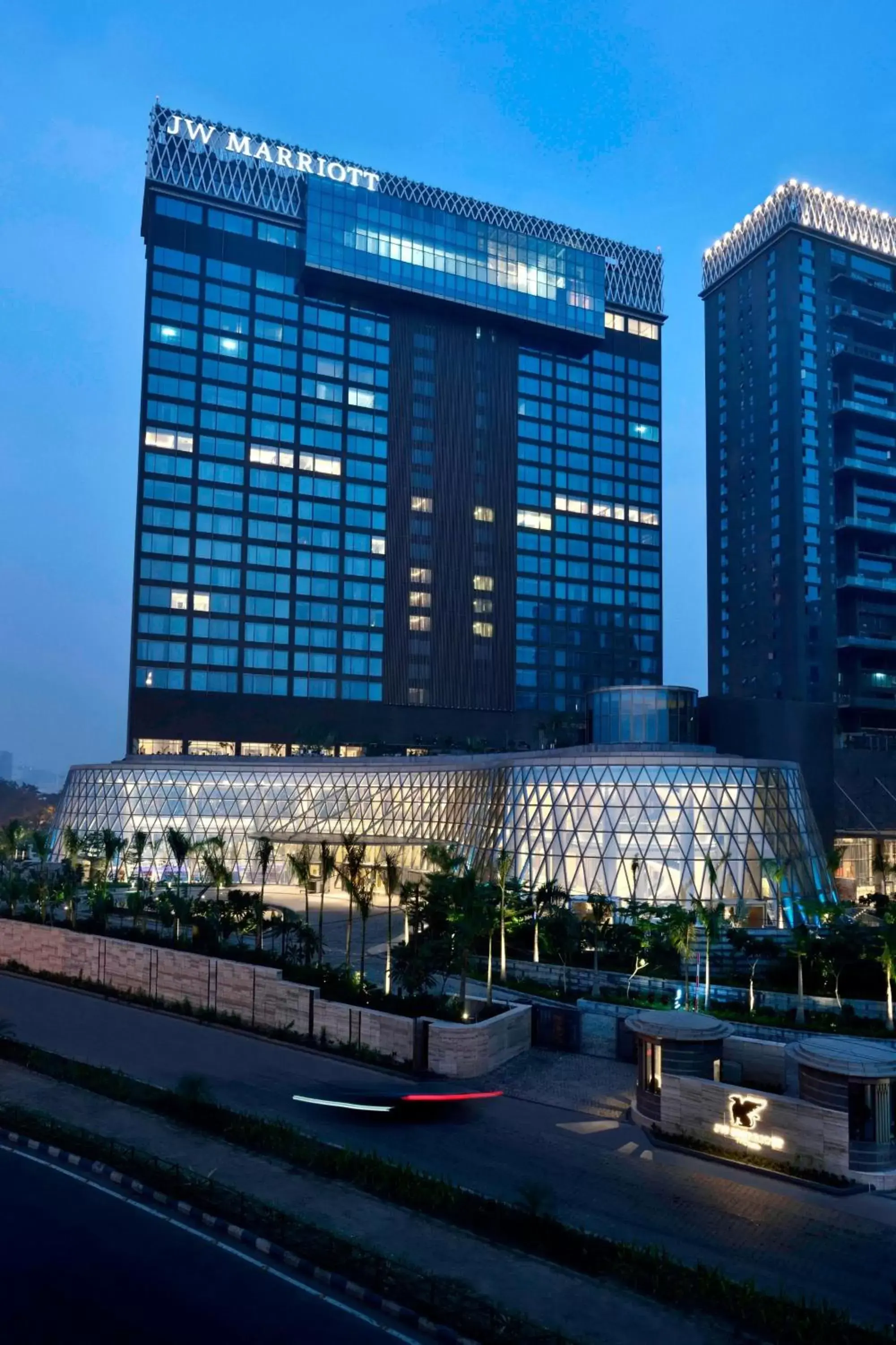 Property Building in JW Marriott Hotel Kolkata