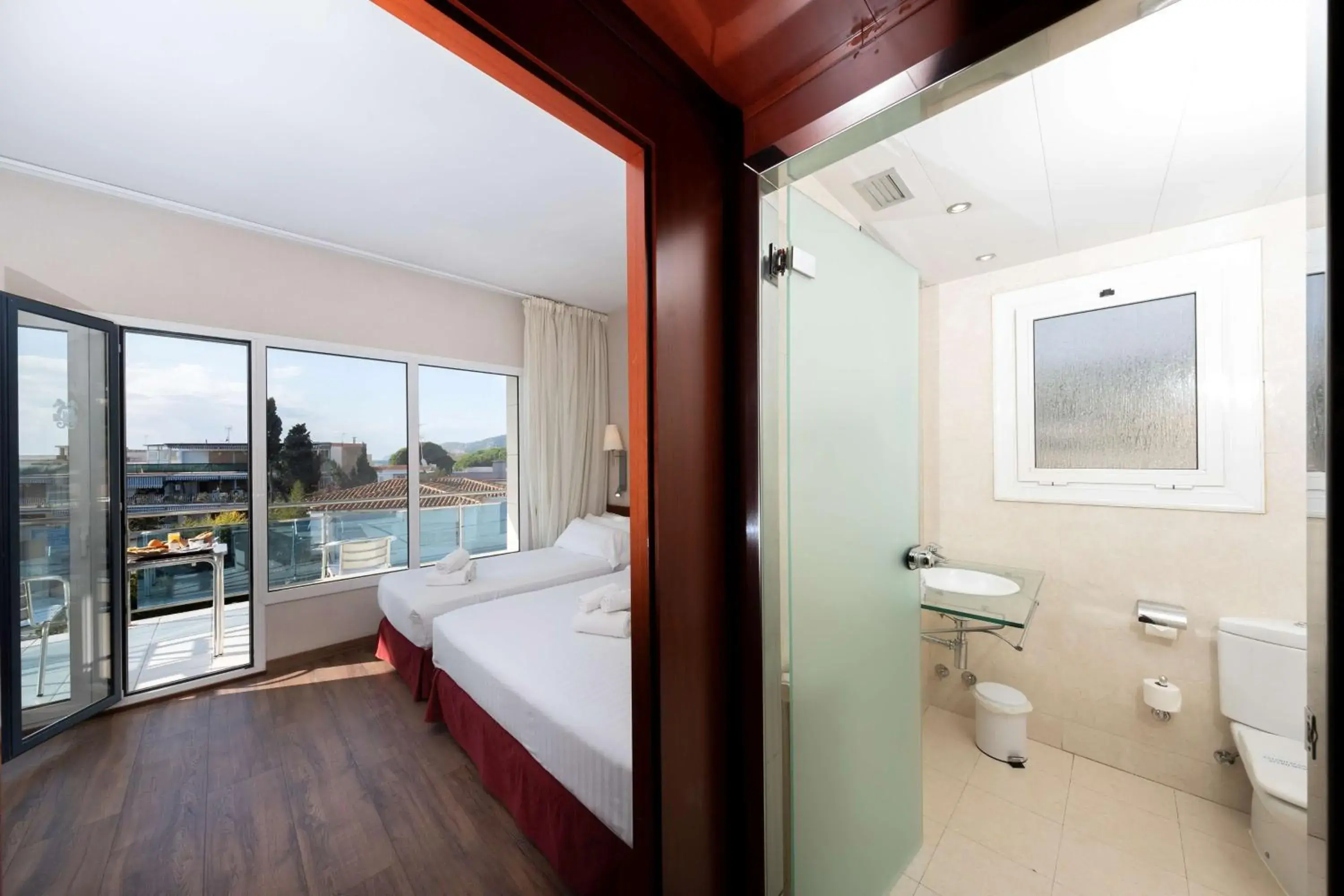 Photo of the whole room, Bathroom in Best Western Hotel Mediterraneo