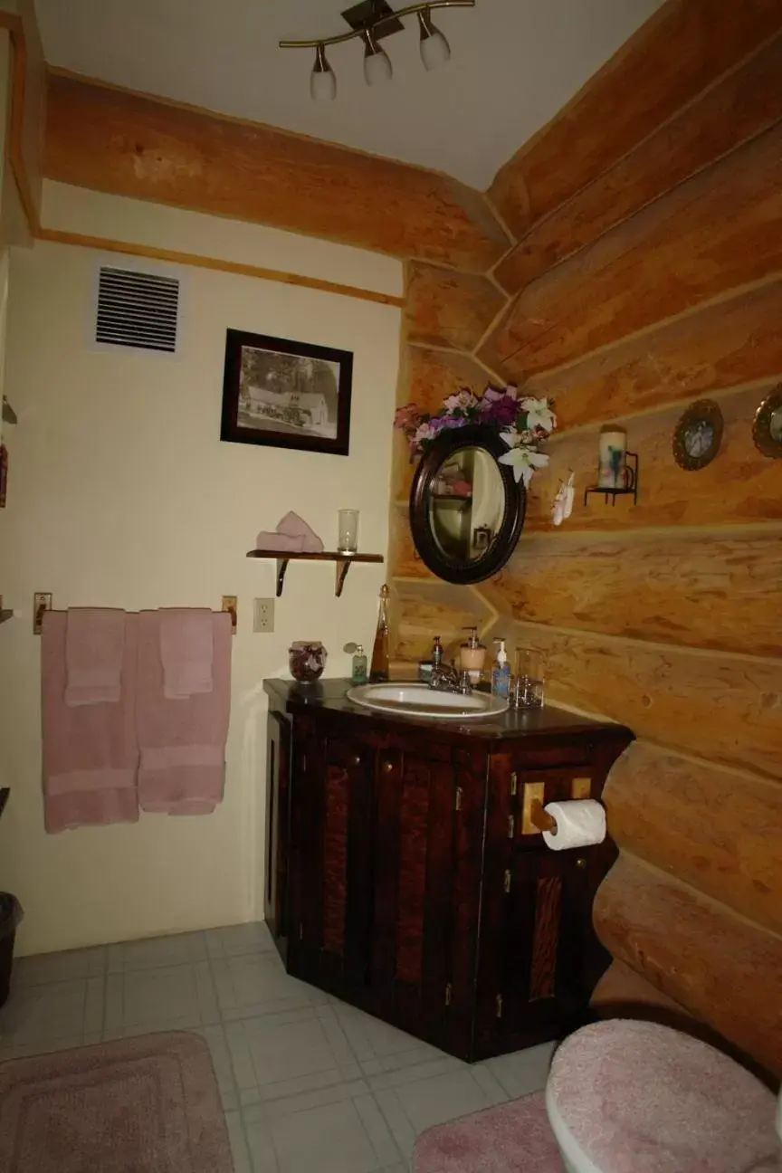 Deluxe Double Room with Bath in The Garrison Inn a Montana Bed & Breakfast Deluxe Double Room with Bath in The Garrison Inn a Montana Bed & Breakfast