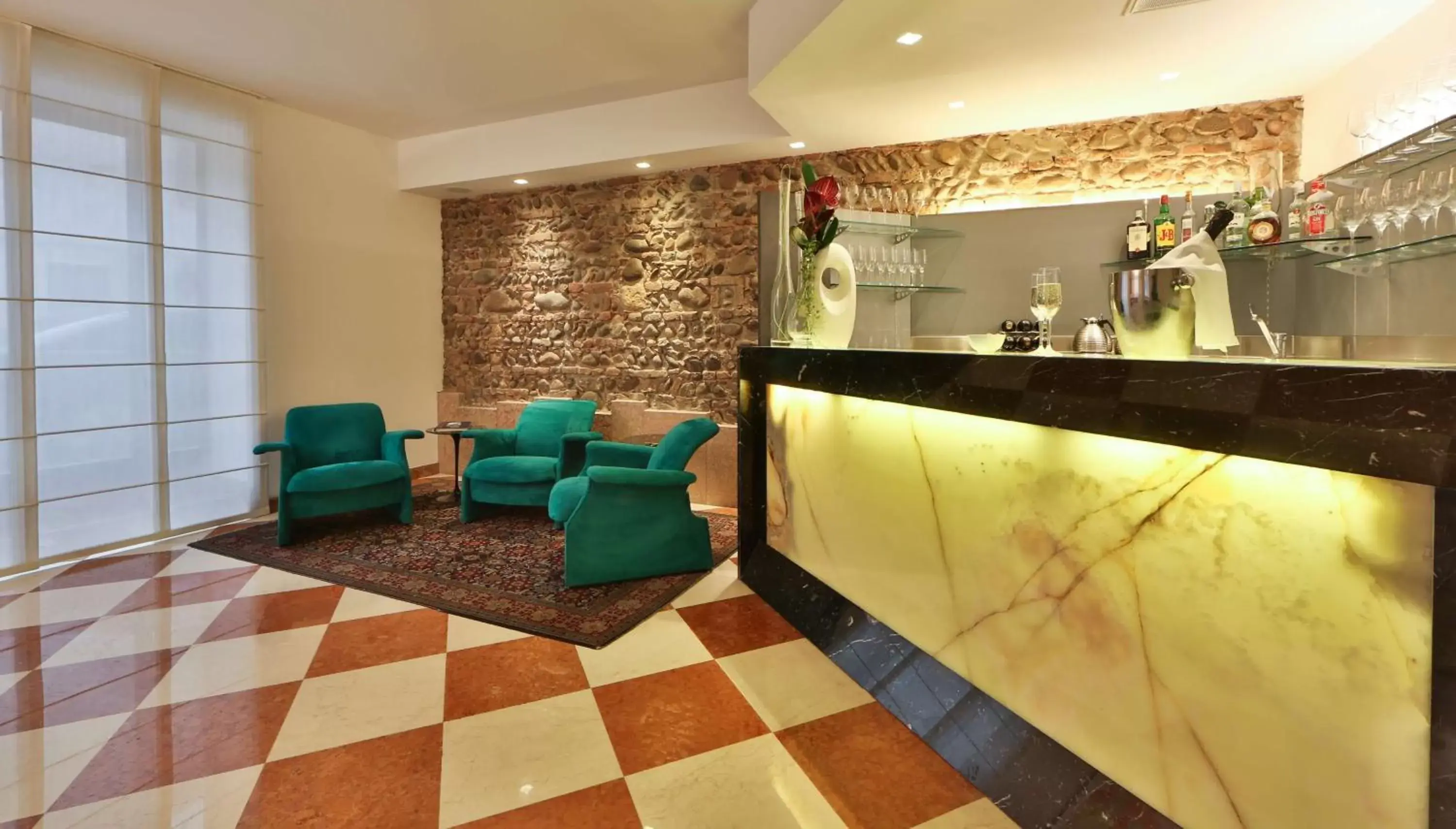 Lounge or bar, Lounge/Bar in Best Western Plus Hotel De Capuleti