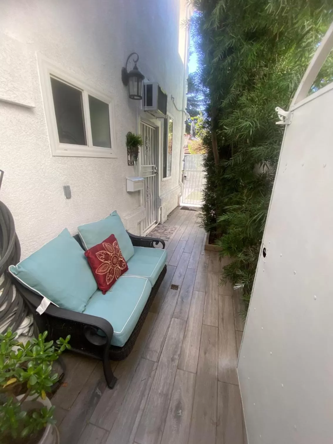 Seating area in Sweet Dreams B&B LA