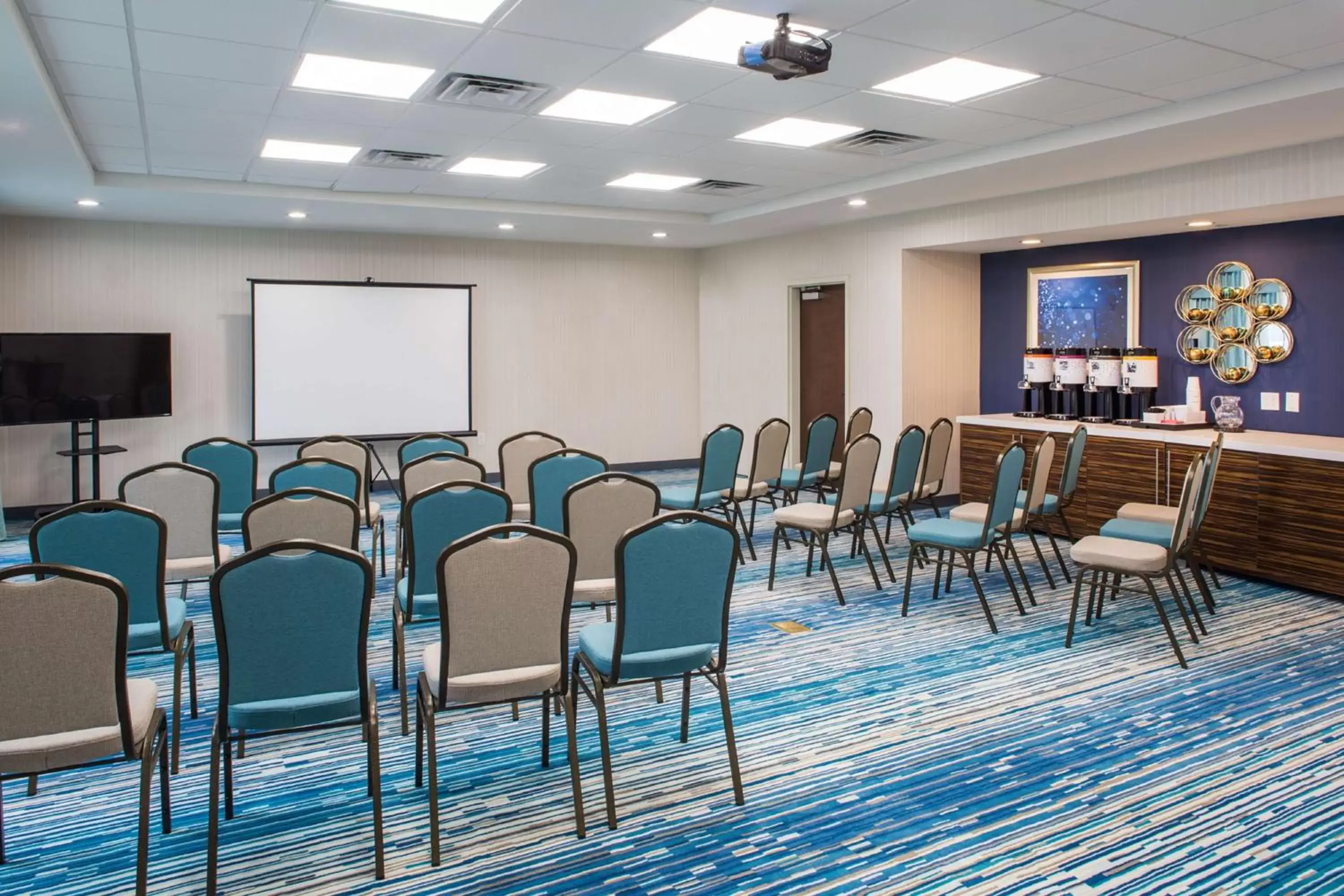 Meeting/conference room in Hampton Inn Atlantic City/Absecon, NJ