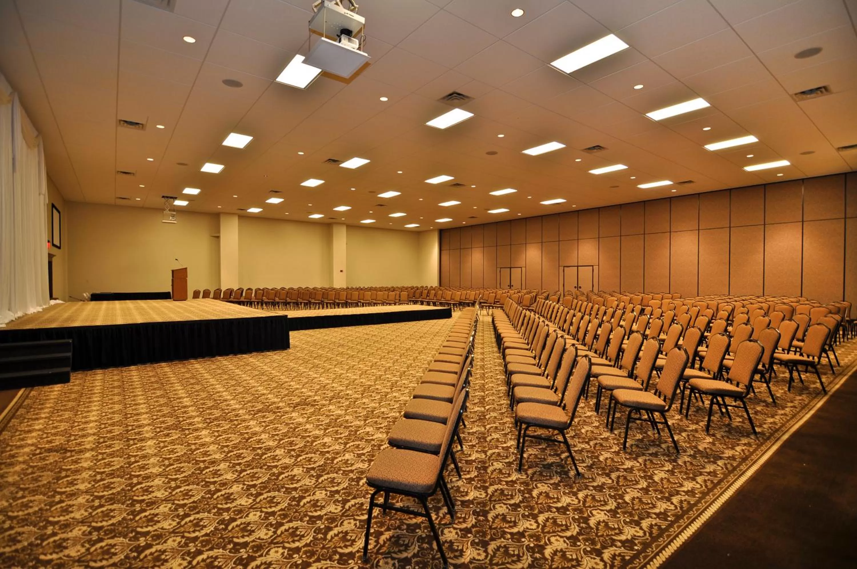 Banquet/Function facilities in Montcler Hotel & Conference Center, Trademark by Wyndham