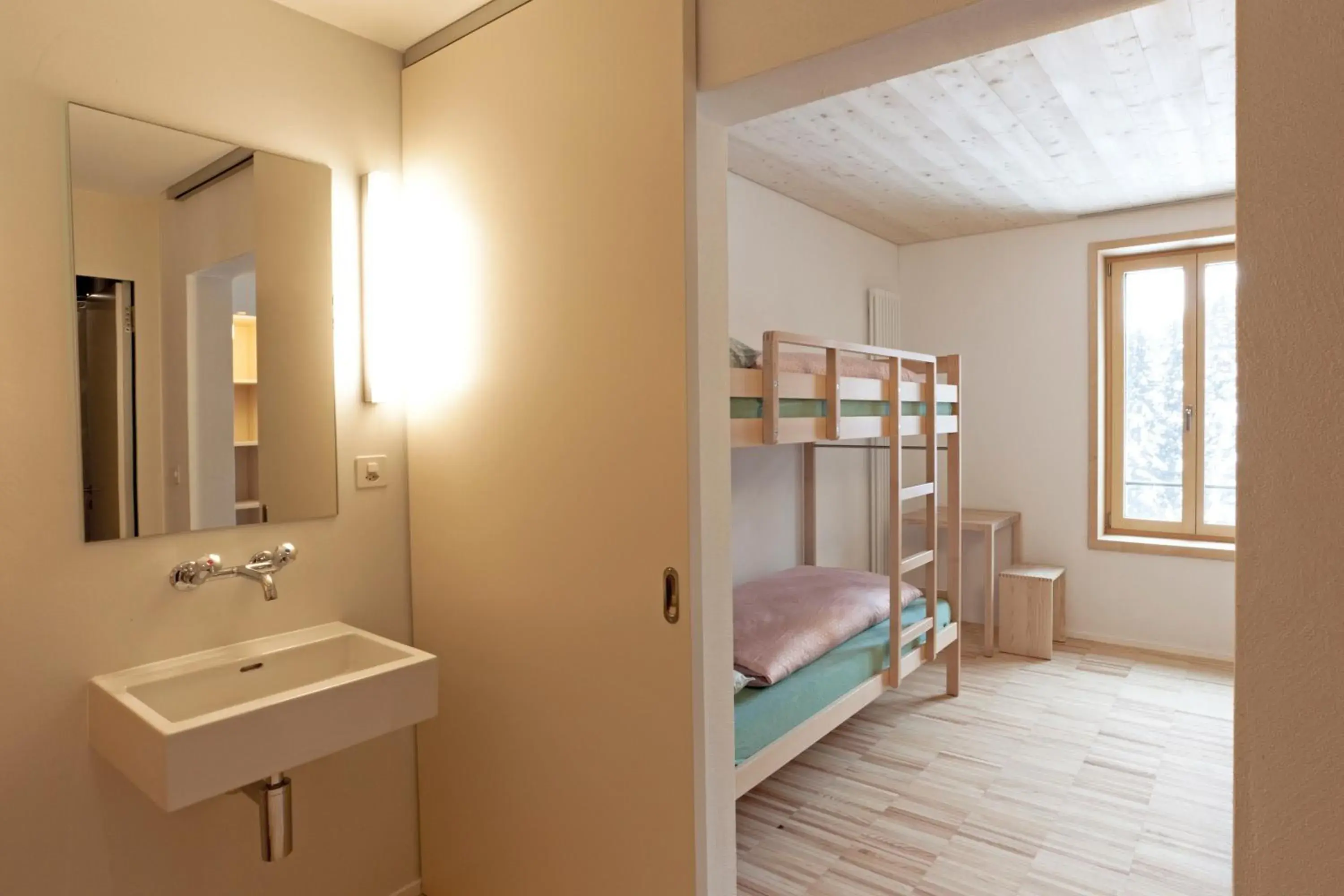 Bathroom in St. Moritz Youth Hostel