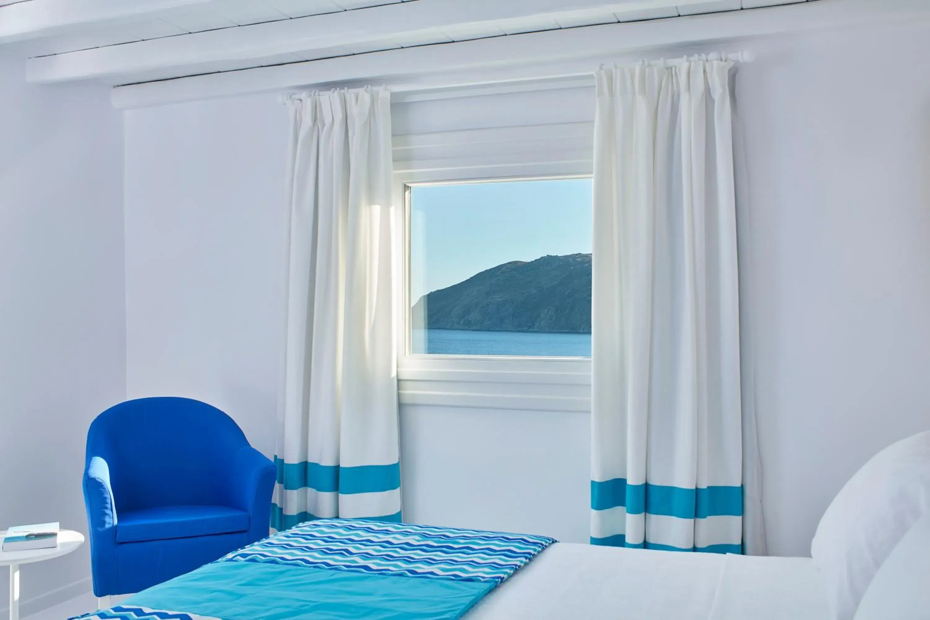 Bedroom, Mountain View in Archipelagos Hotel