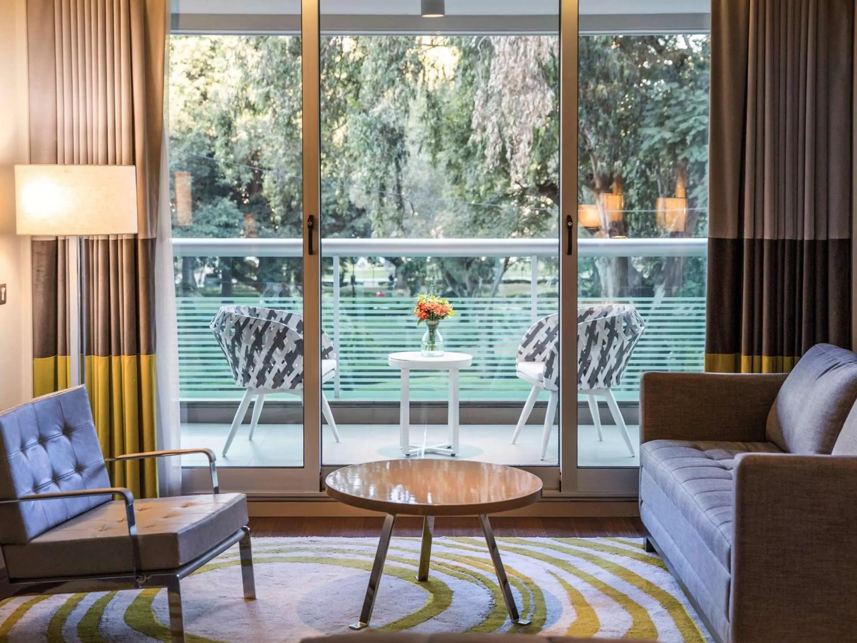 Photo of the whole room, Seating Area in Palladio Hotel Buenos Aires - MGallery