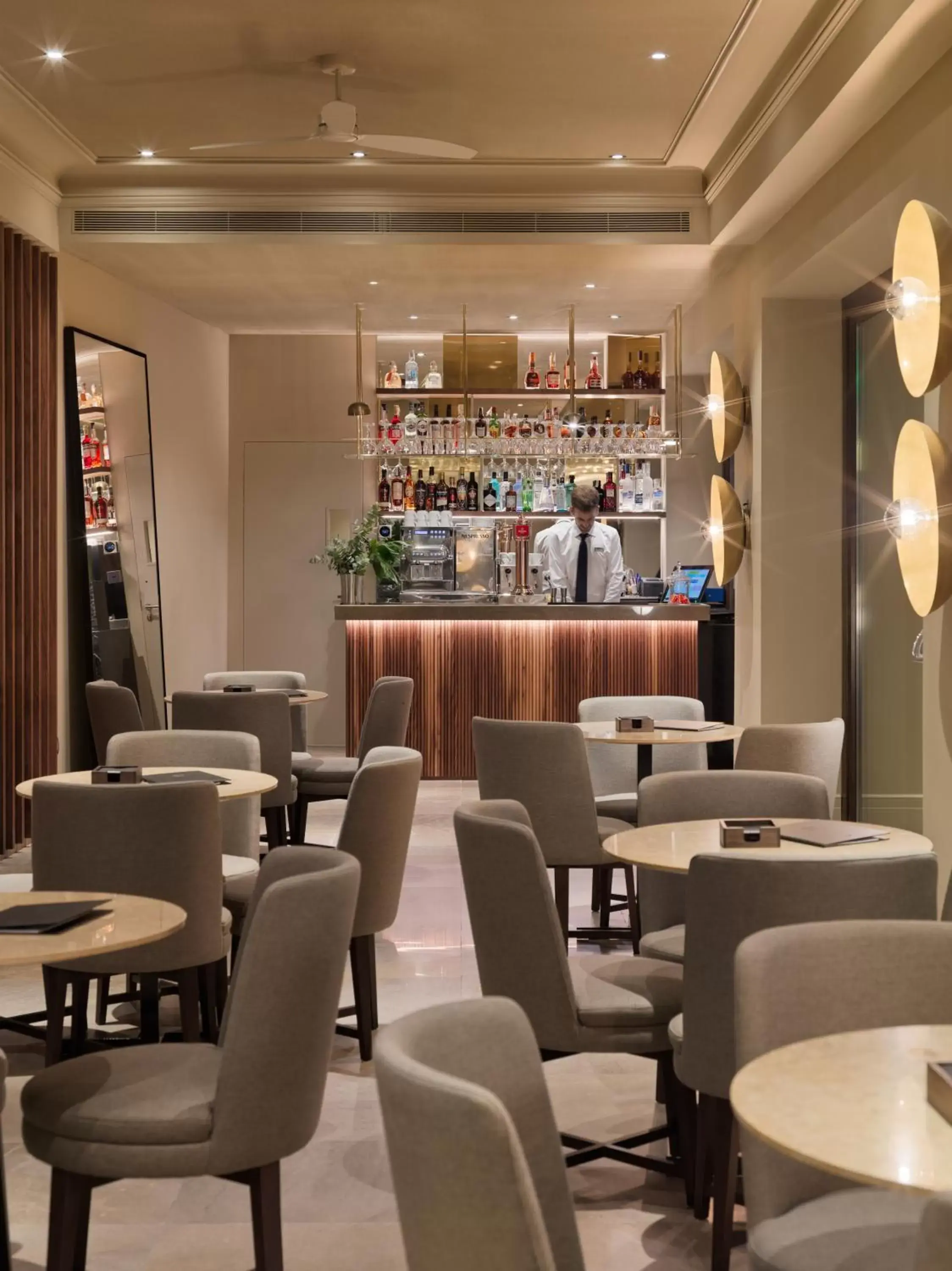 Lounge or bar, Lounge/Bar in H10 Palacio Colomera