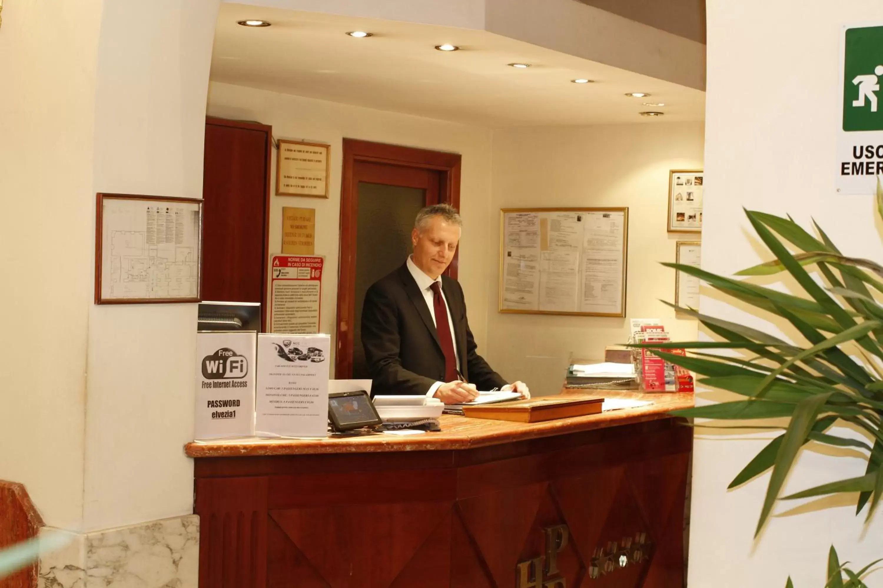 Lobby or reception, Lobby/Reception in Hotel Pace Helvezia