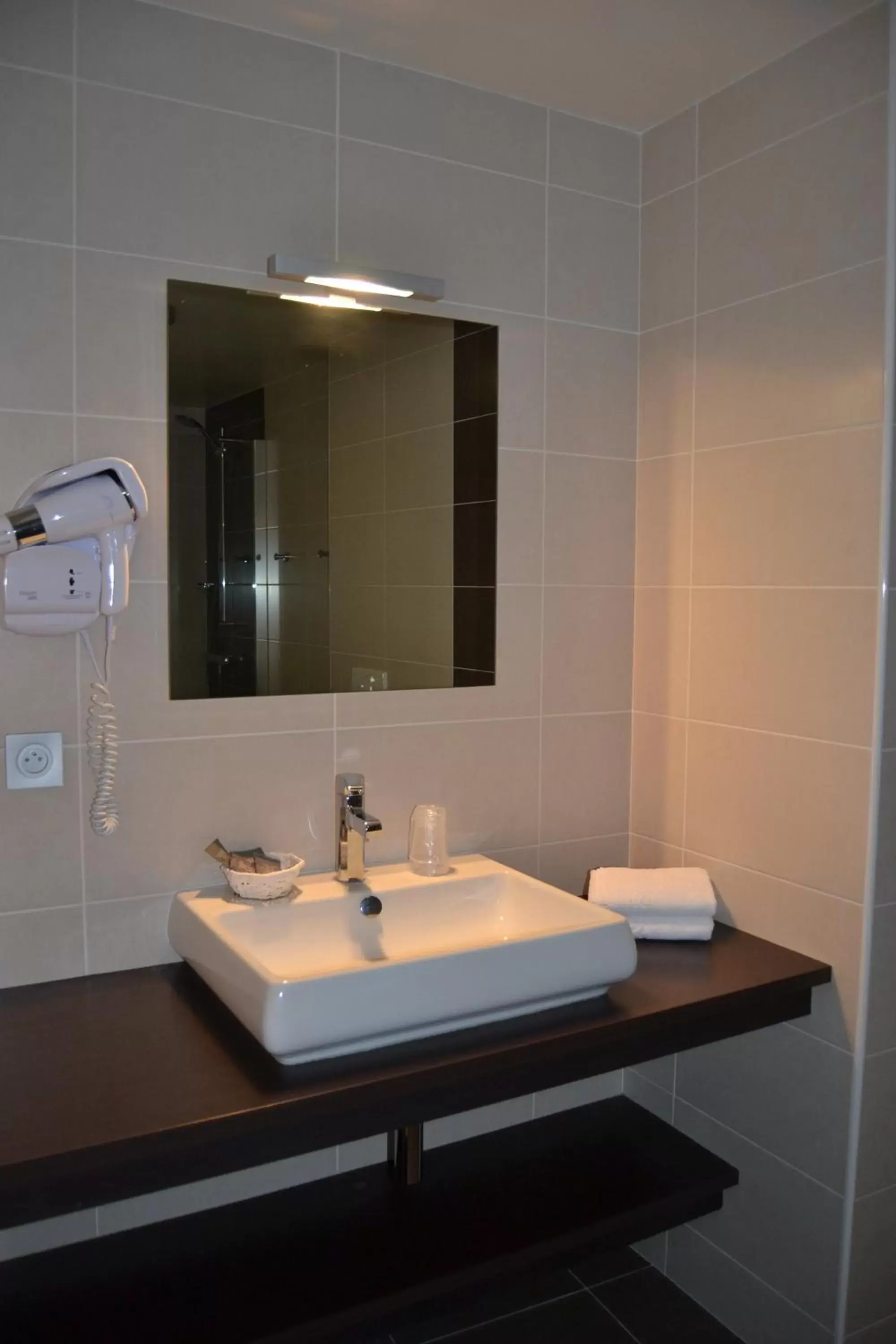 Bathroom in Hotel Reine Mathilde