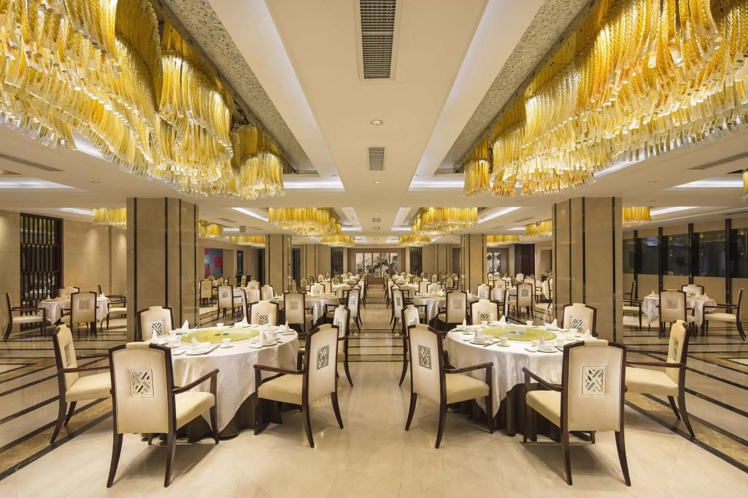 Restaurant/places to eat in Hilton Foshan - Free Shuttle Bus to Canton Fair Restaurant/places to eat in Hilton Foshan - Free Shuttle Bus to Canton Fair