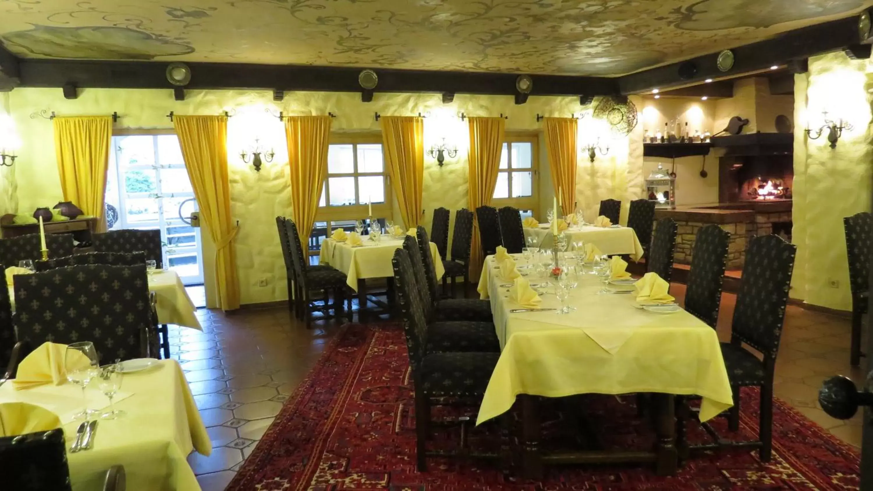 Banquet/Function facilities, Restaurant/Places to Eat in Park Hotel am Schloss