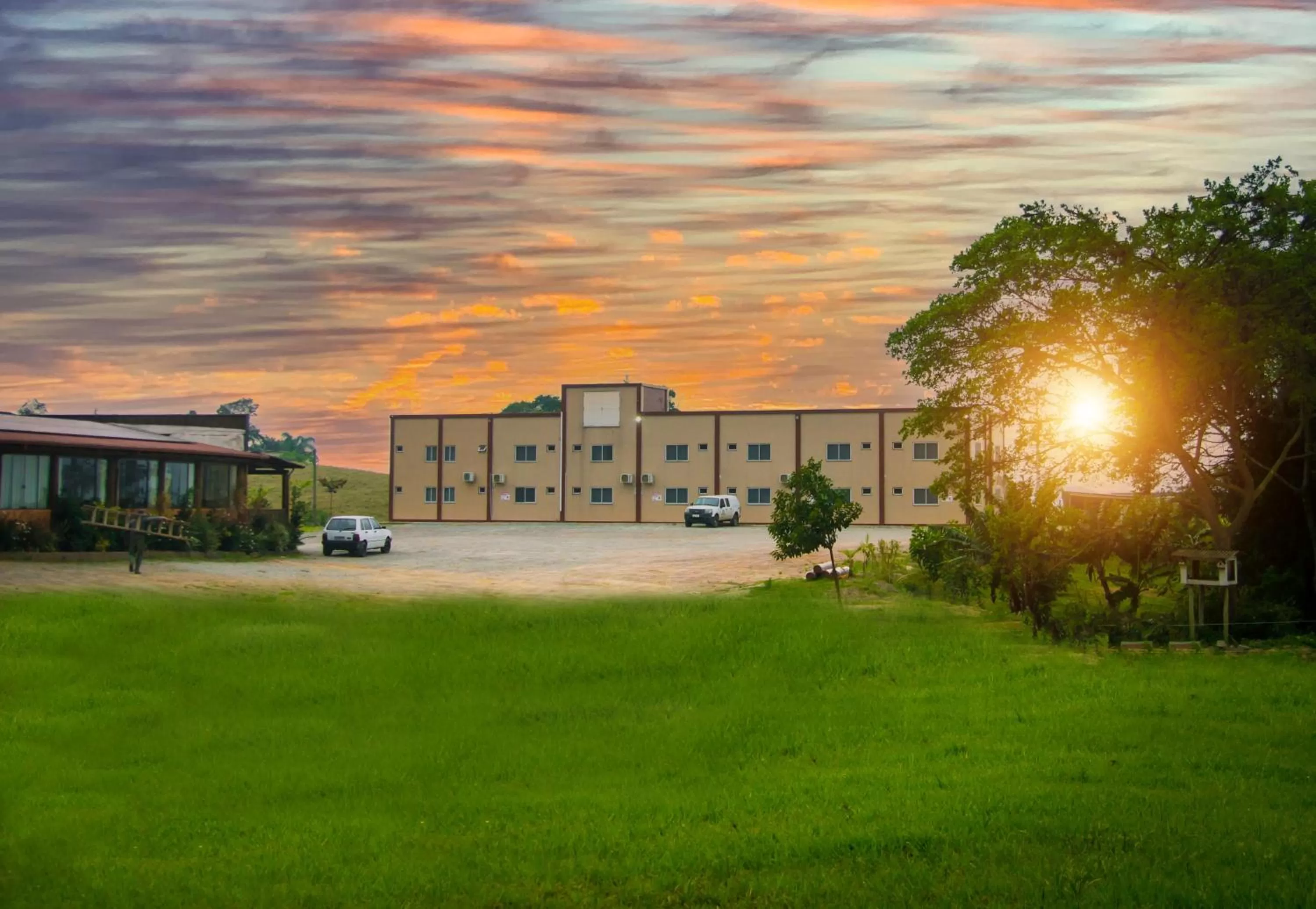 Hotel Guerra - Pousada Montebelo