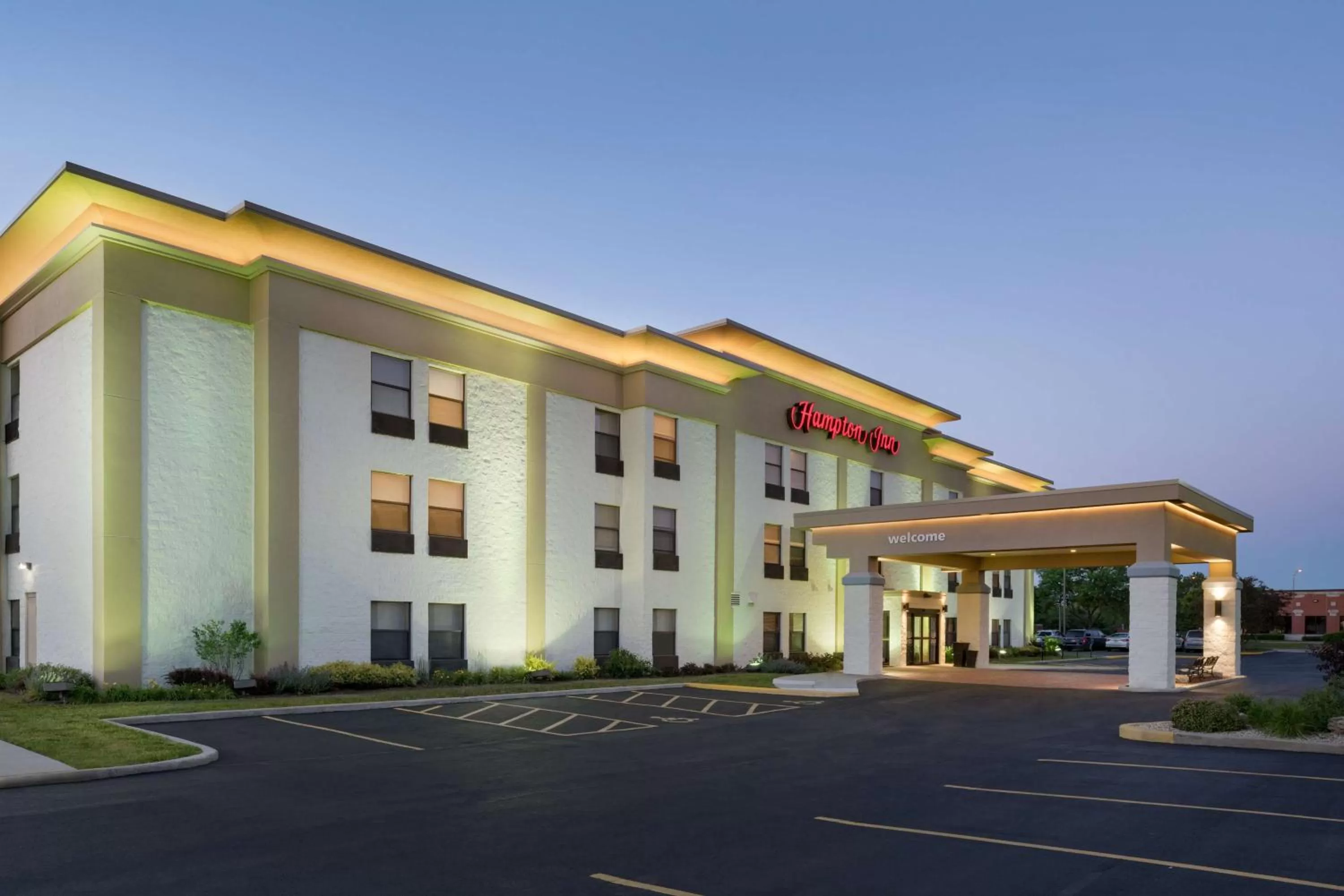 Property building in Hampton Inn Chicago-Tinley Park