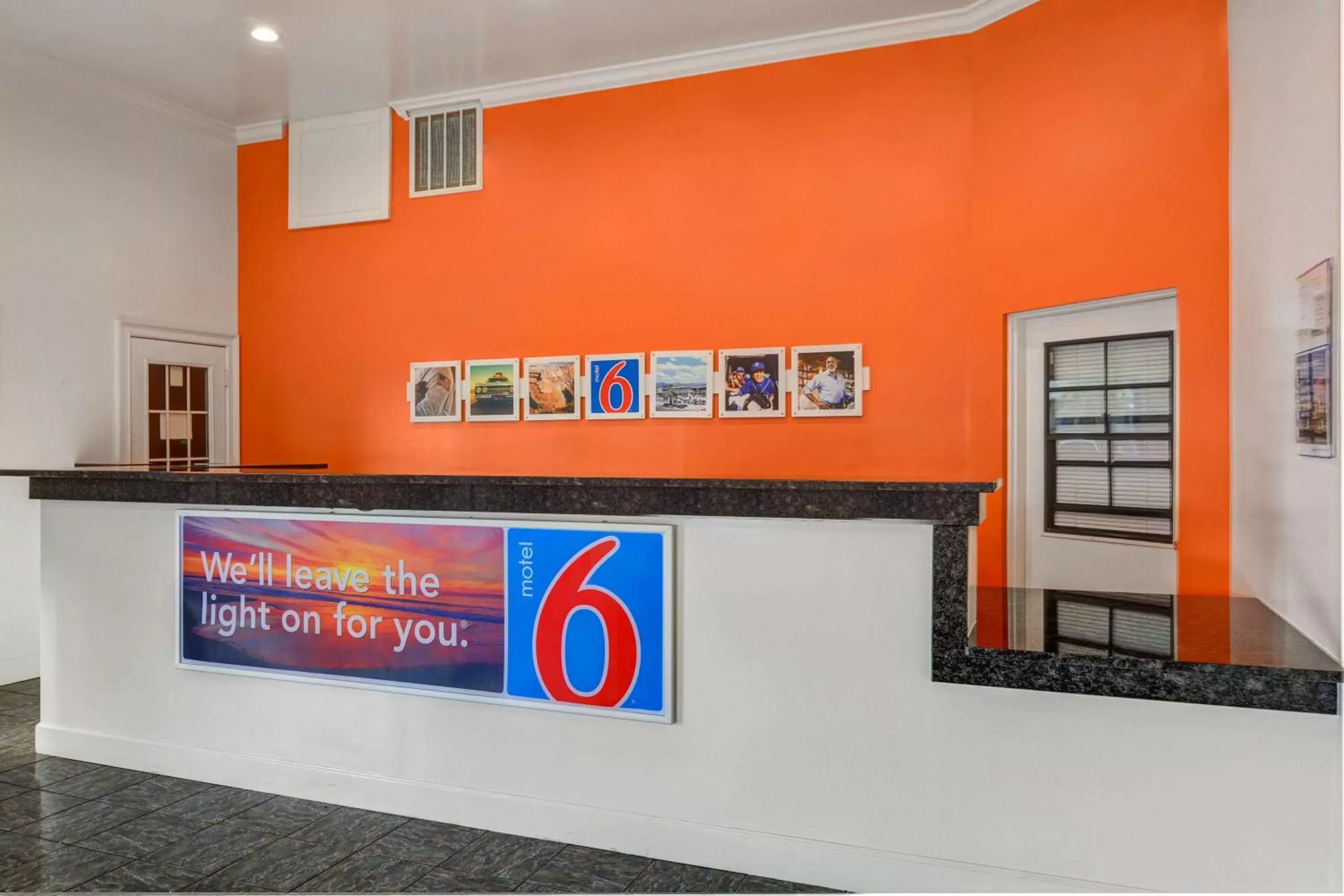 Lobby or reception in Motel 6-Moultrie, GA