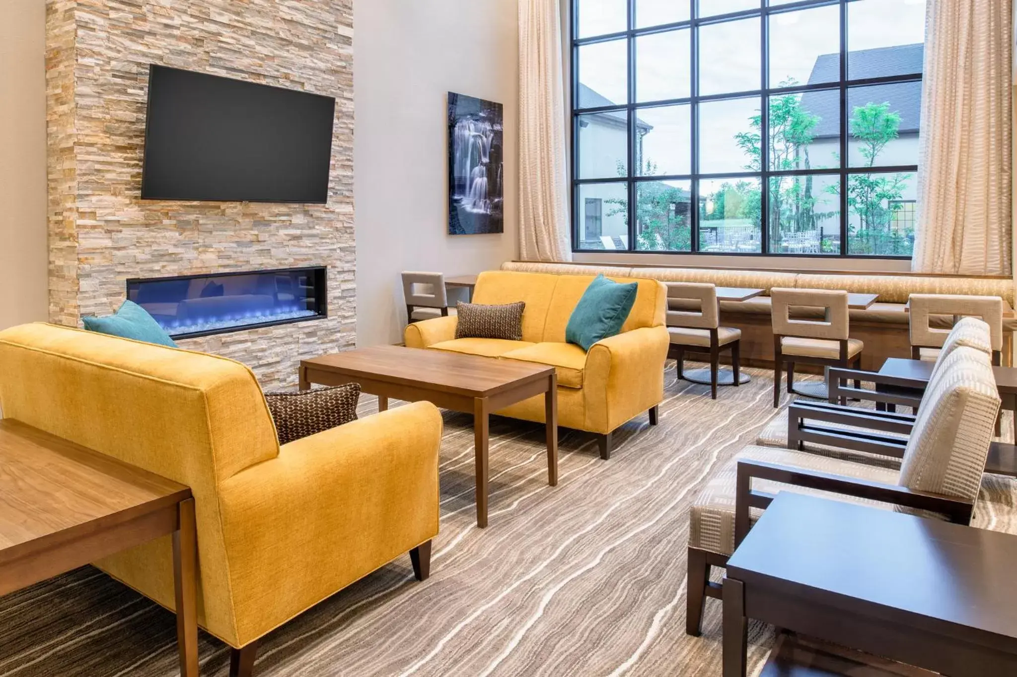 Property building, Seating Area in Staybridge Suites - Hillsboro North, an IHG Hotel