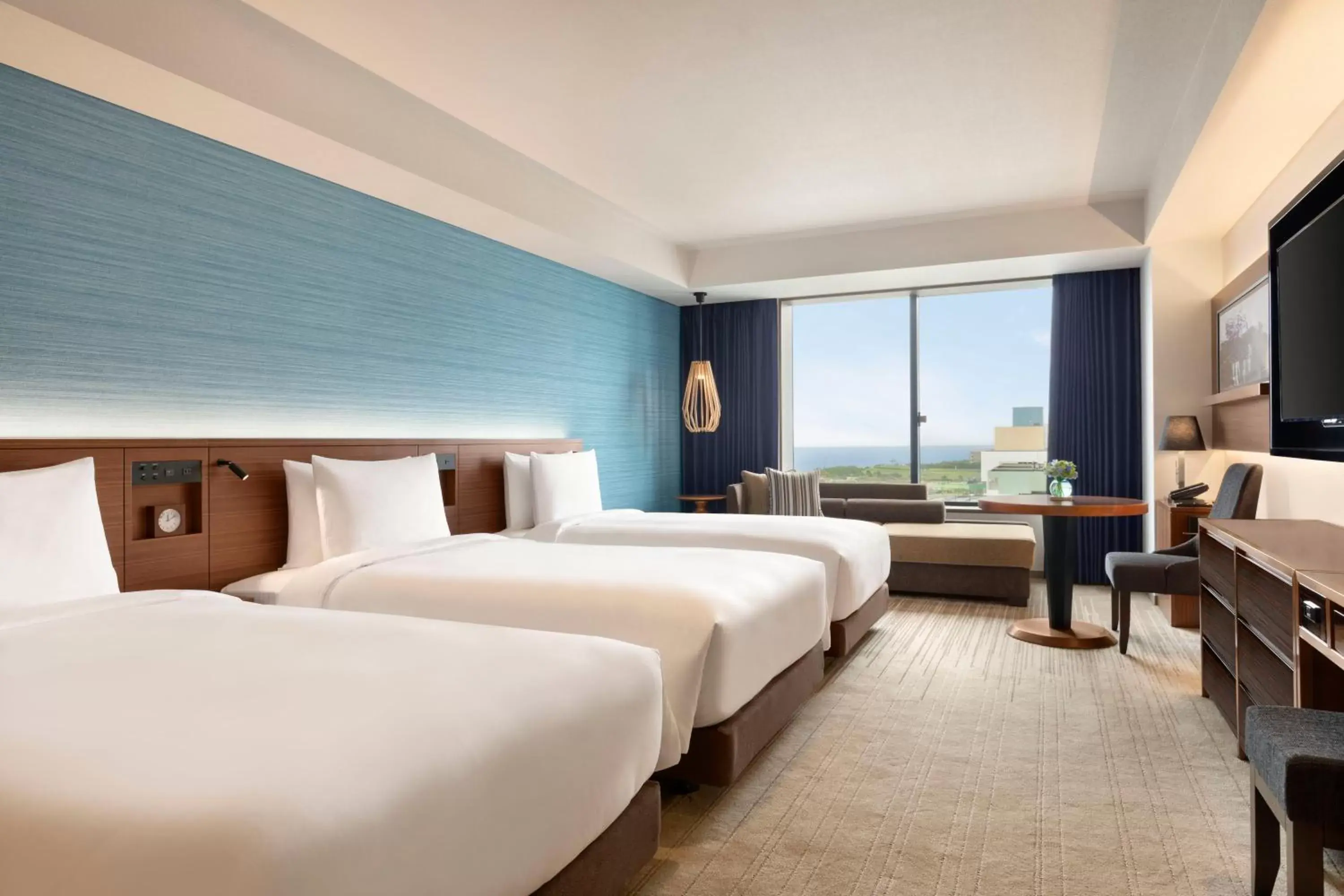 View (from property/room), Bed in Hyatt Regency Tokyo Bay View (from property/room), Bed in Hyatt Regency Tokyo Bay