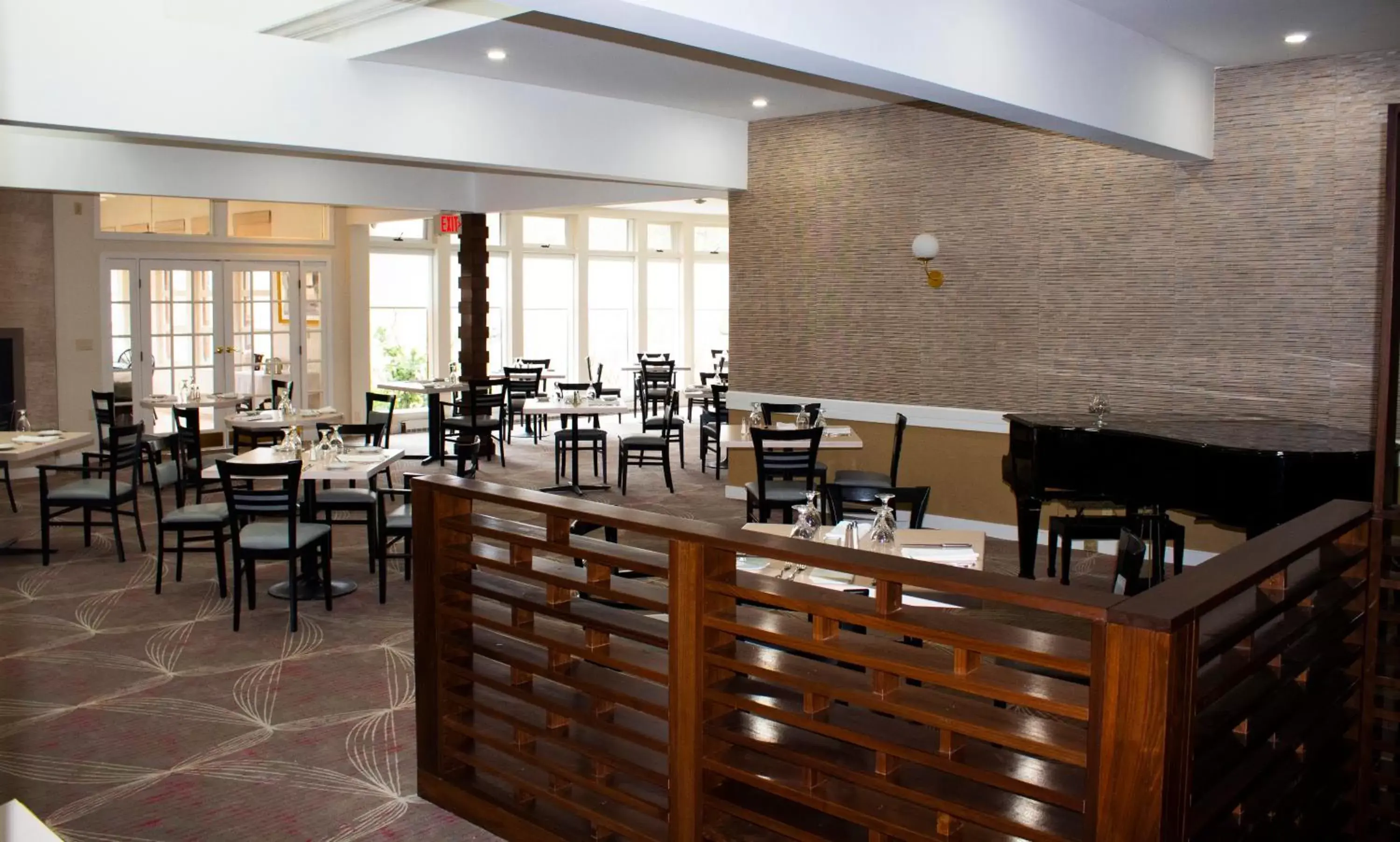 Restaurant/places to eat in Interlaken Inn Restaurant/places to eat in Interlaken Inn