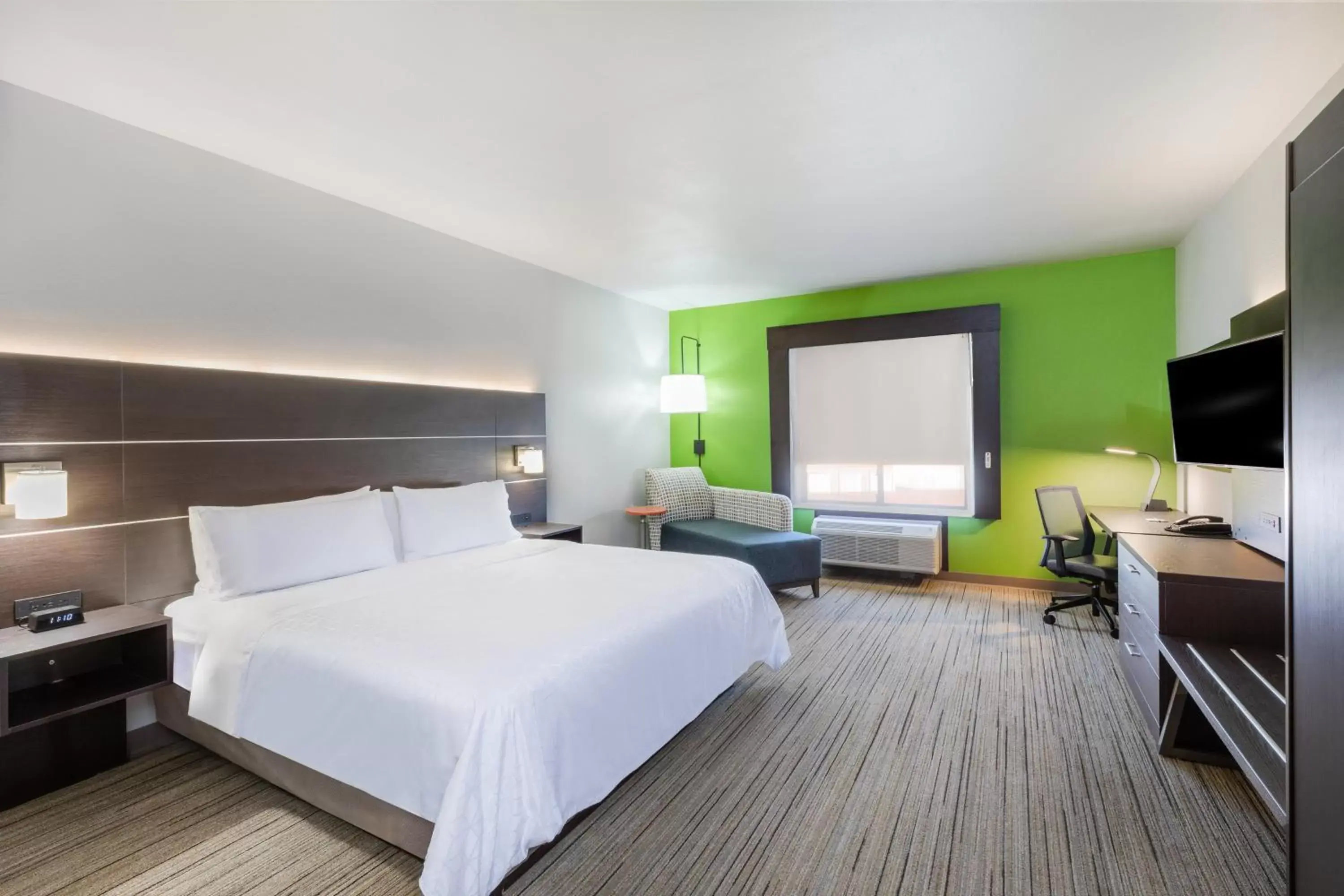Photo of the whole room, Bed in Holiday Inn Express Guymon, an IHG Hotel
