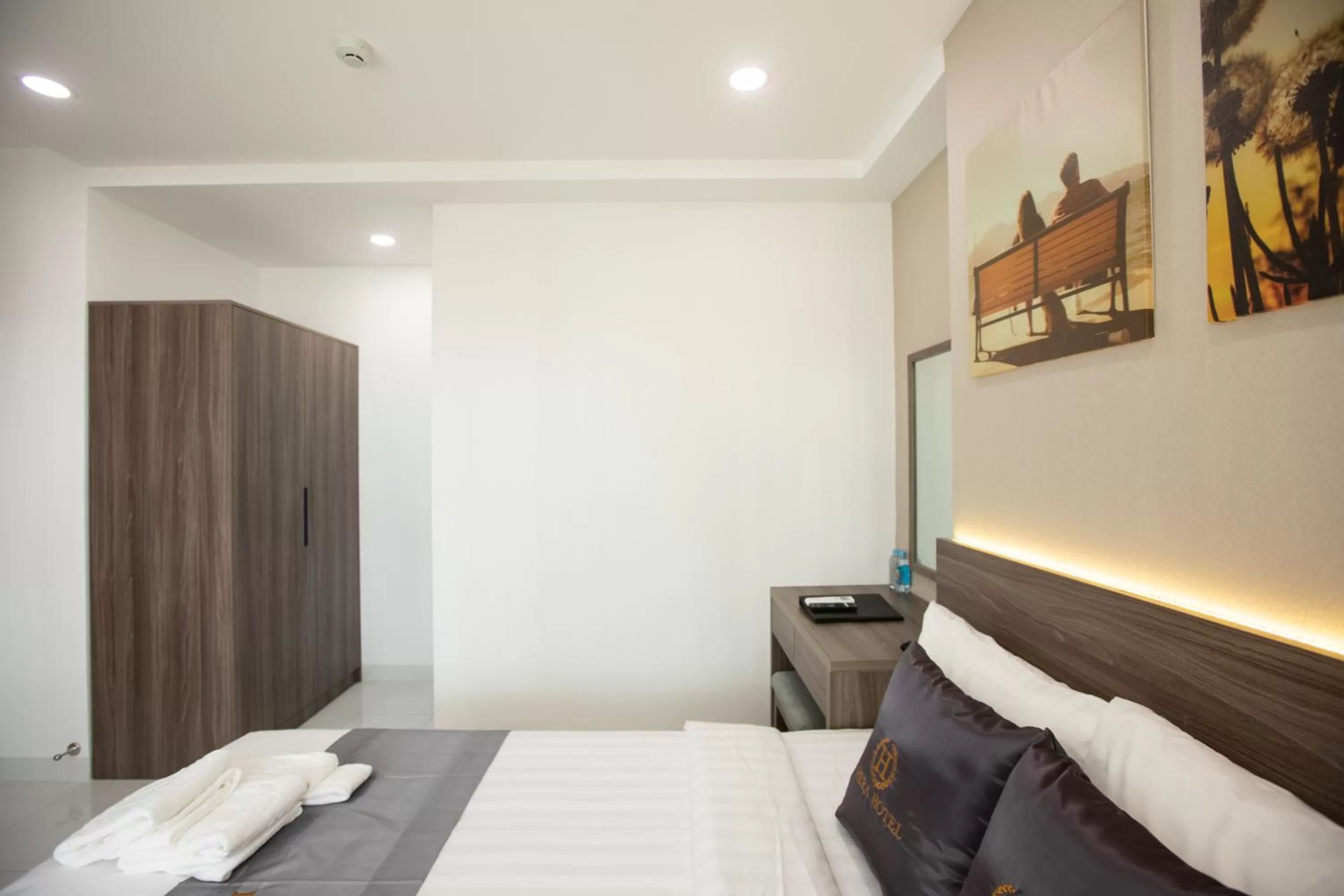 Bed in Hera Hotel Airport