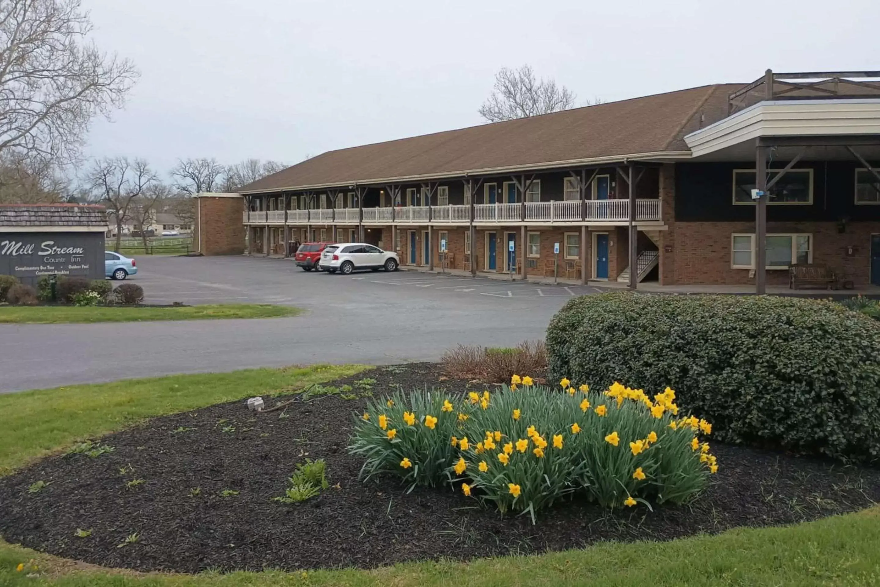 Property Building in Mill Stream Country Inn