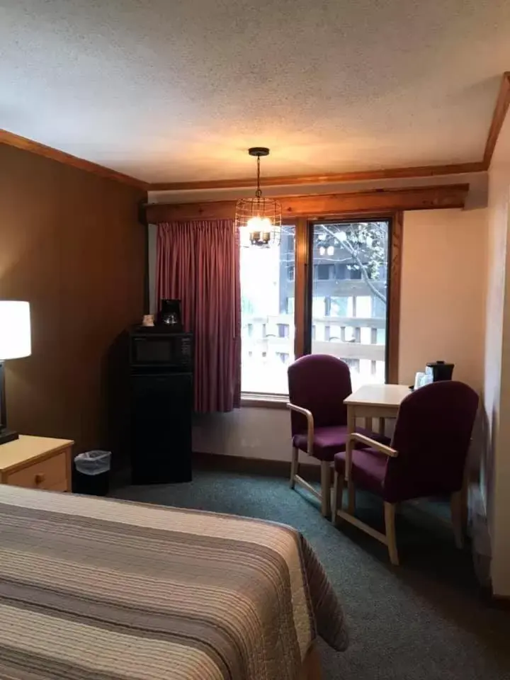 Bed in Centerstone Resort Lake-Aire Bed in Centerstone Resort Lake-Aire