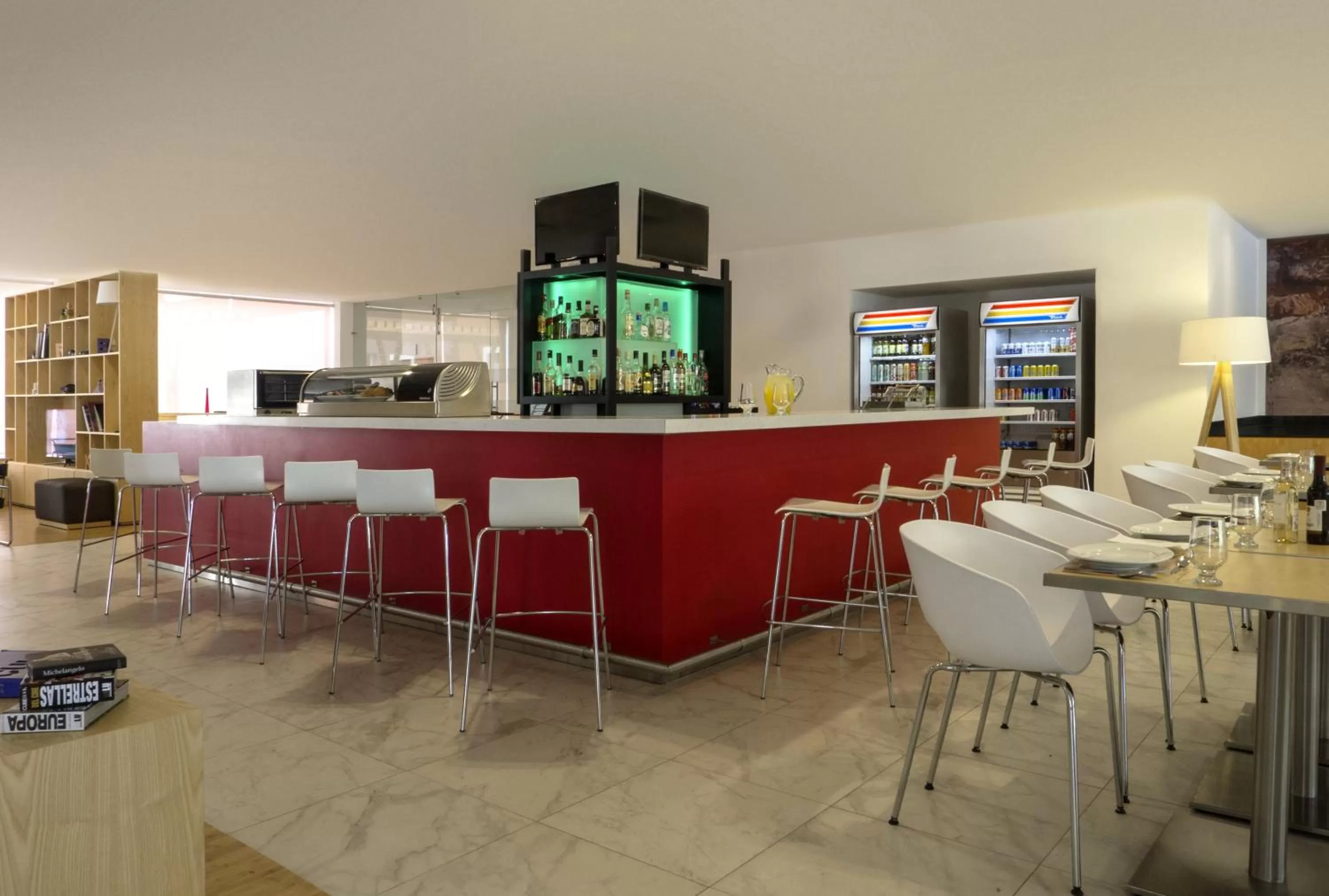 Restaurant/places to eat in Fiesta Inn Leon