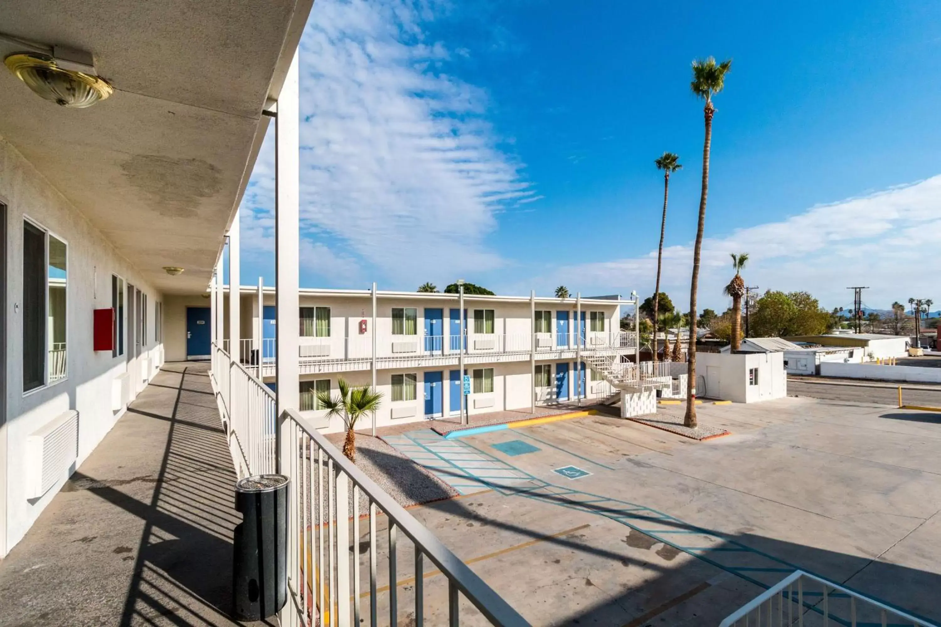 Property building, Pool View in Motel 6-Blythe, CA - South