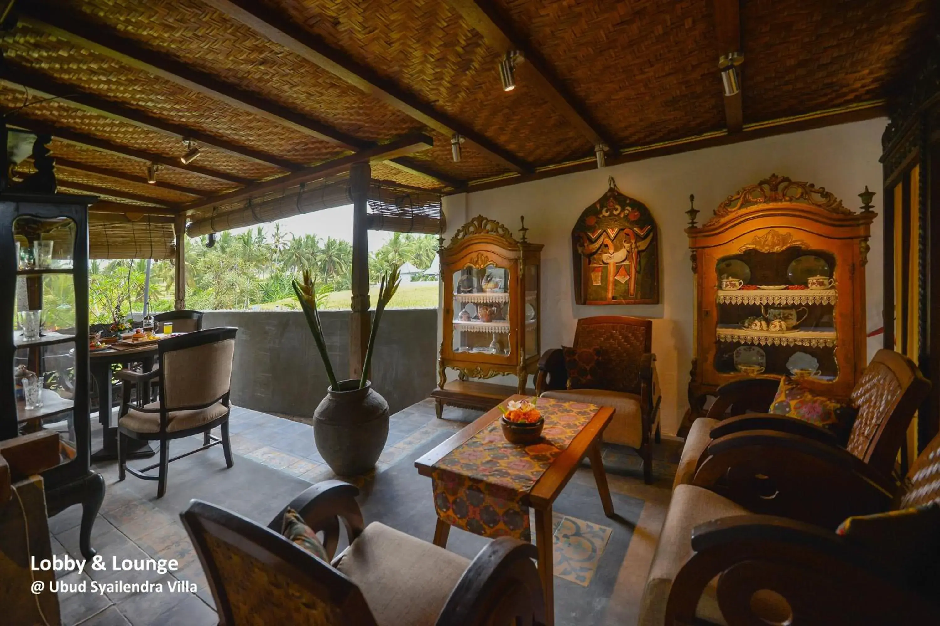 Lobby or reception, Lounge/Bar in Ubud Syailendra Heritage Villas by EPS