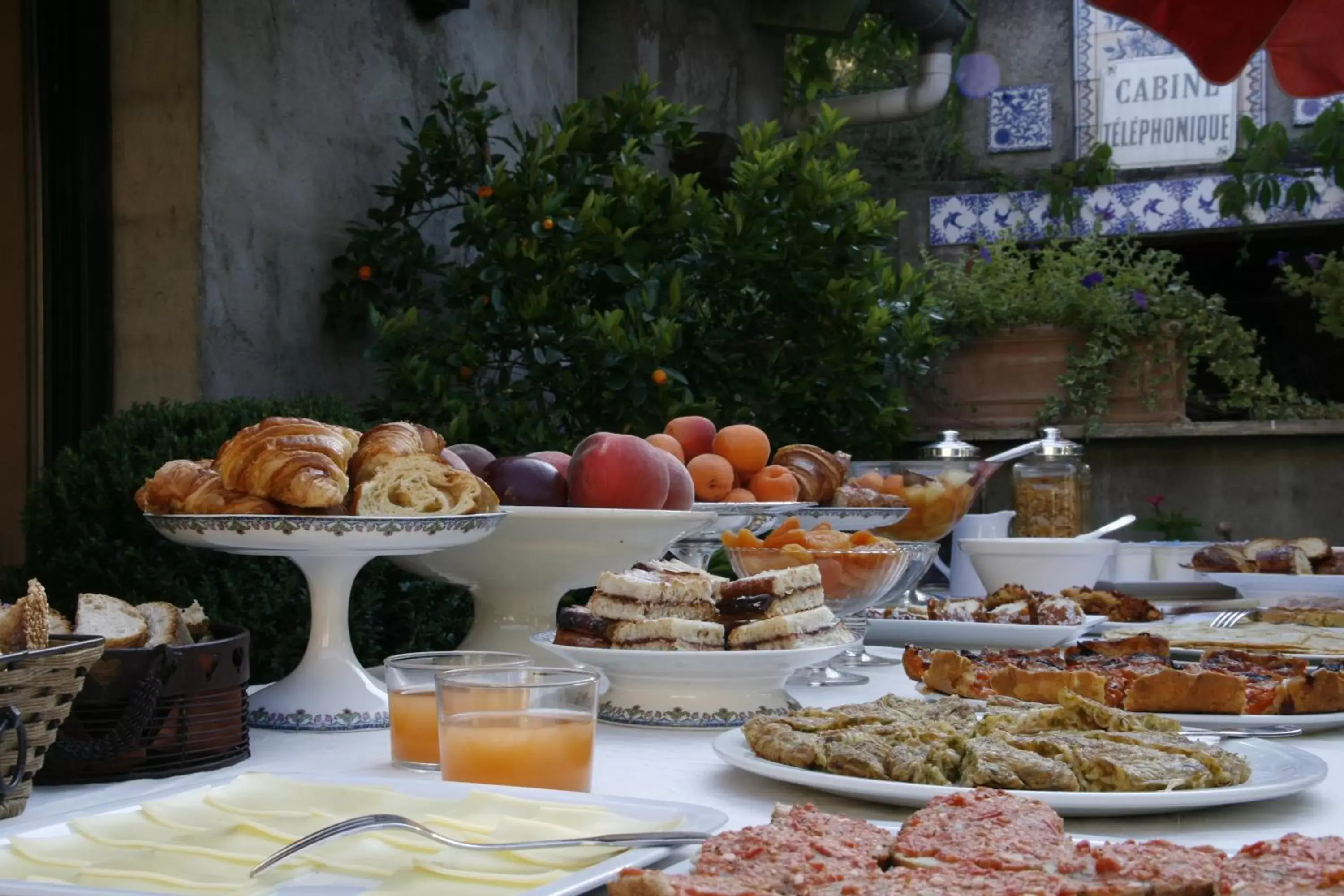 Food, Breakfast in La Maison sur la Colline