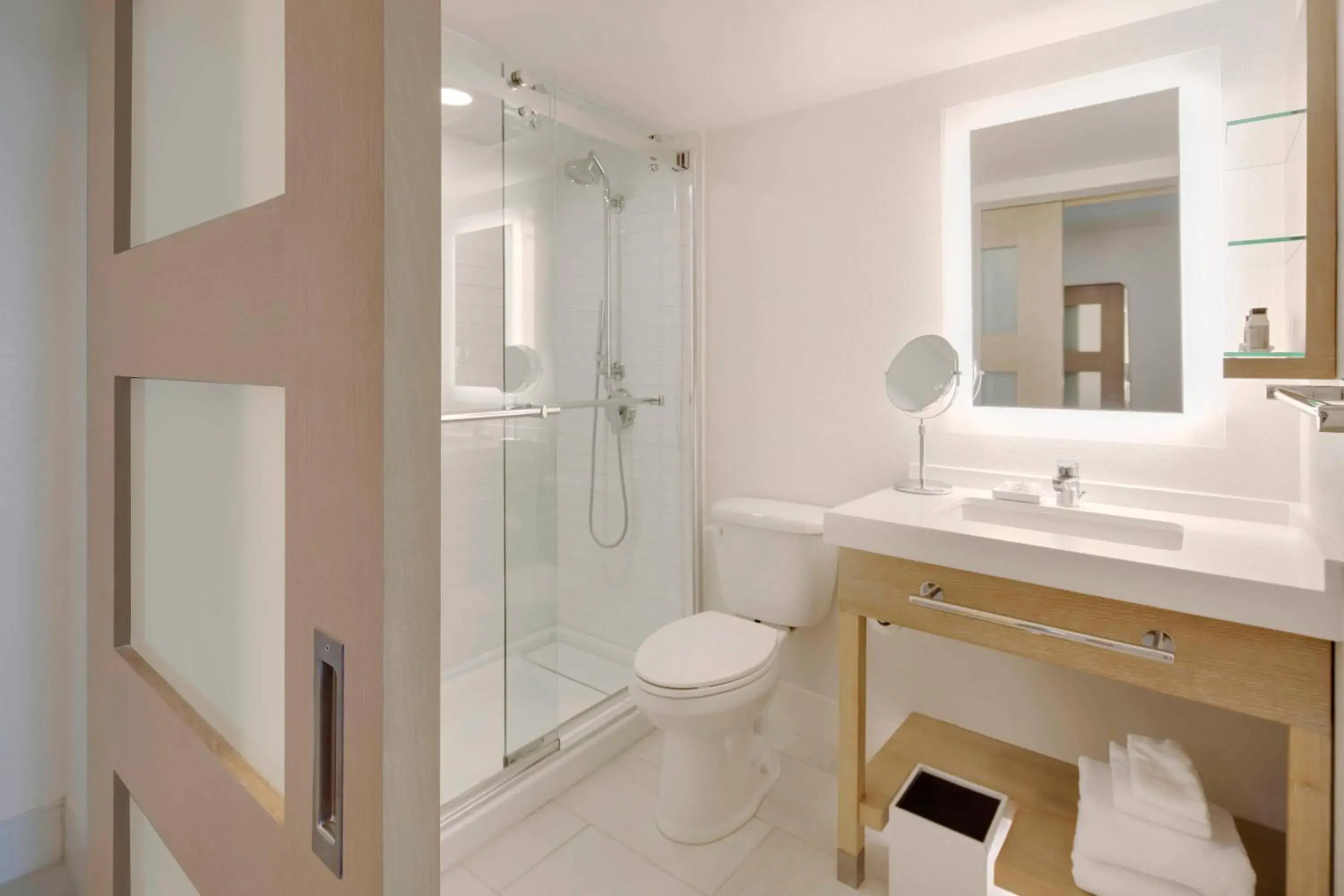 Bathroom in Delta Hotels by Marriott Daytona Beach Oceanfront