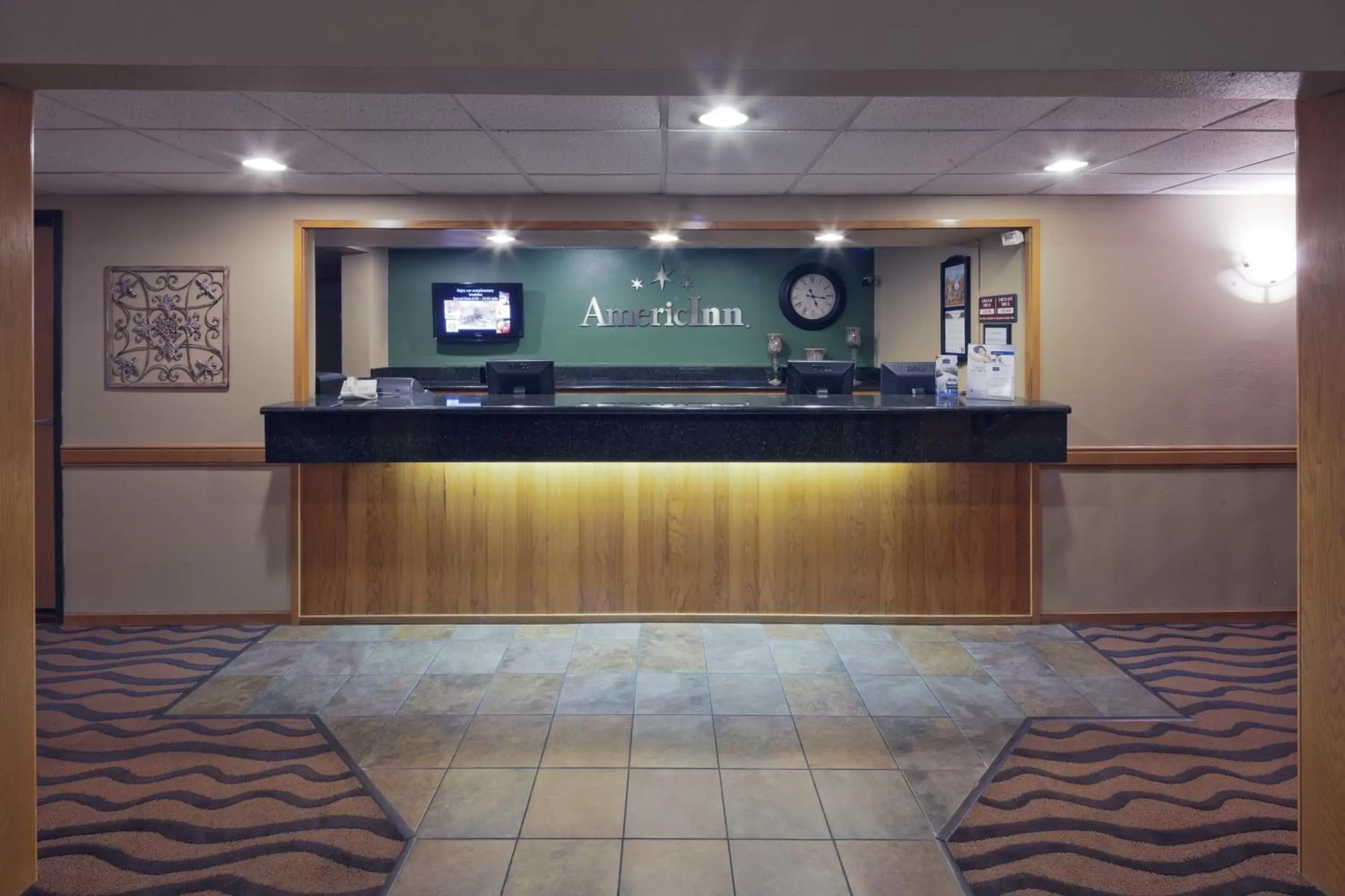 AmericInn by Wyndham Hartford WI